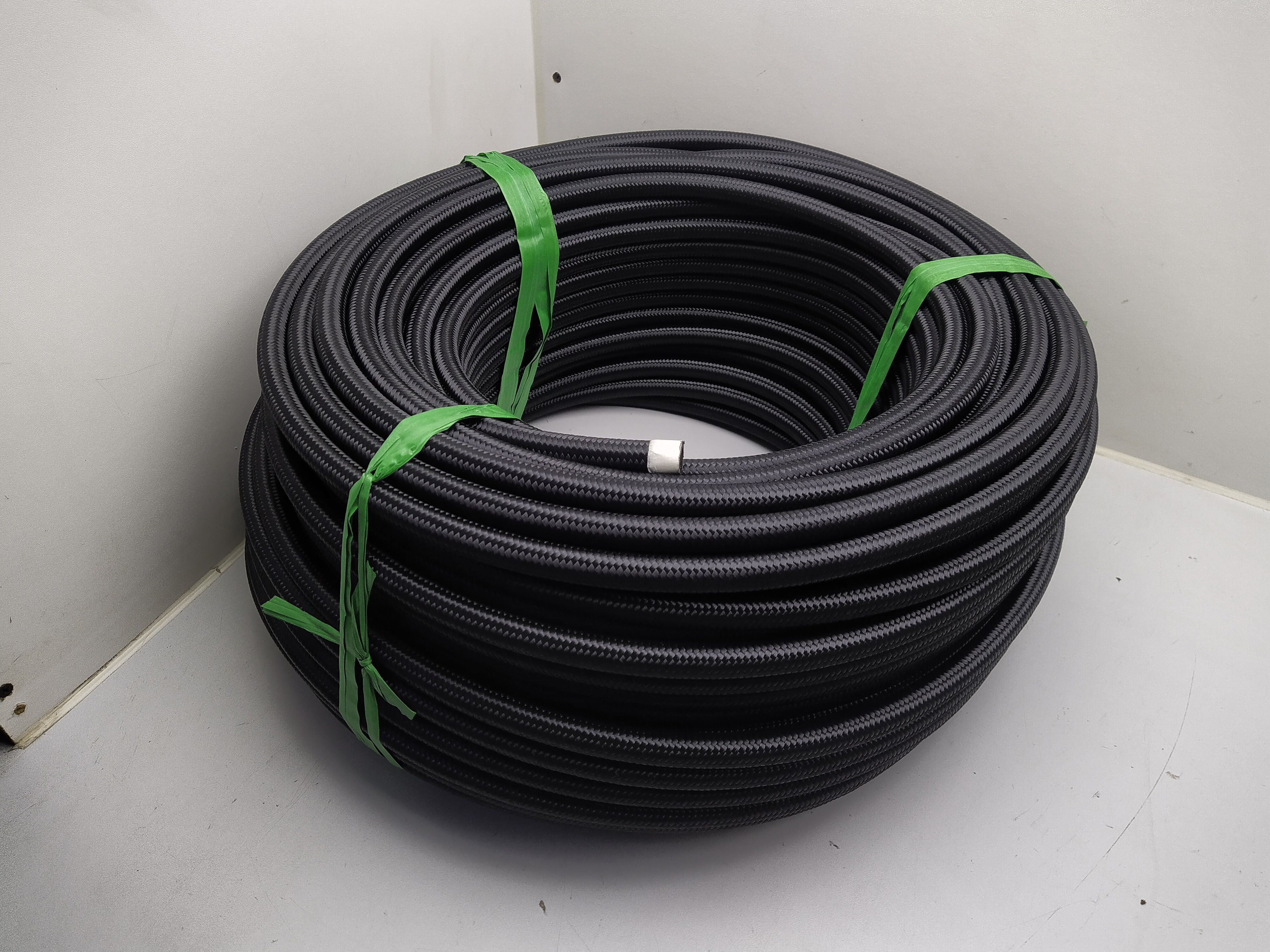 NBR Nylon Stahlflexleitung Dash 8 AN8 schwarz