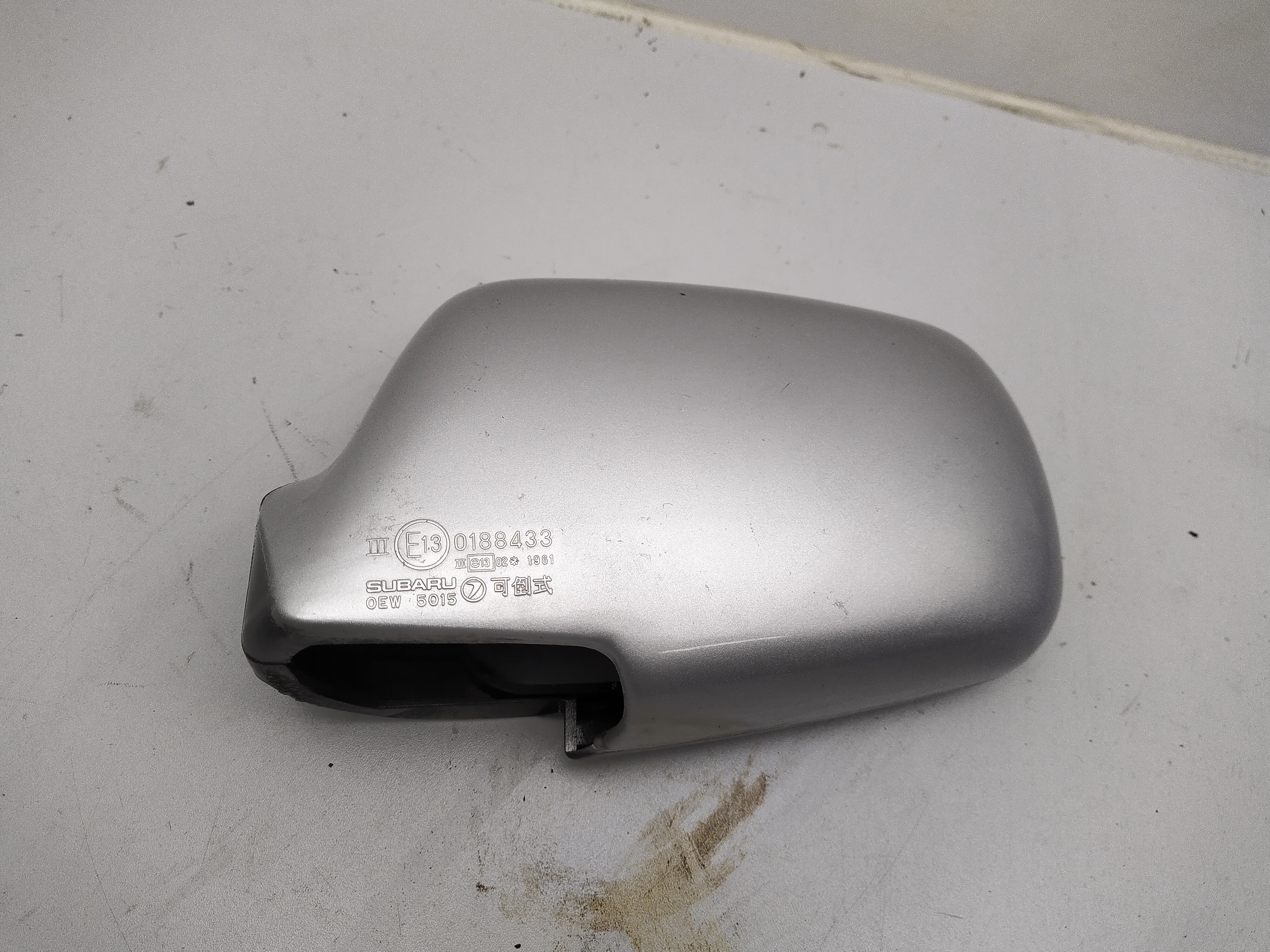 Spiegelgehäuse Cover links silber für Subaru Legacy 1 BC BJF 89-04