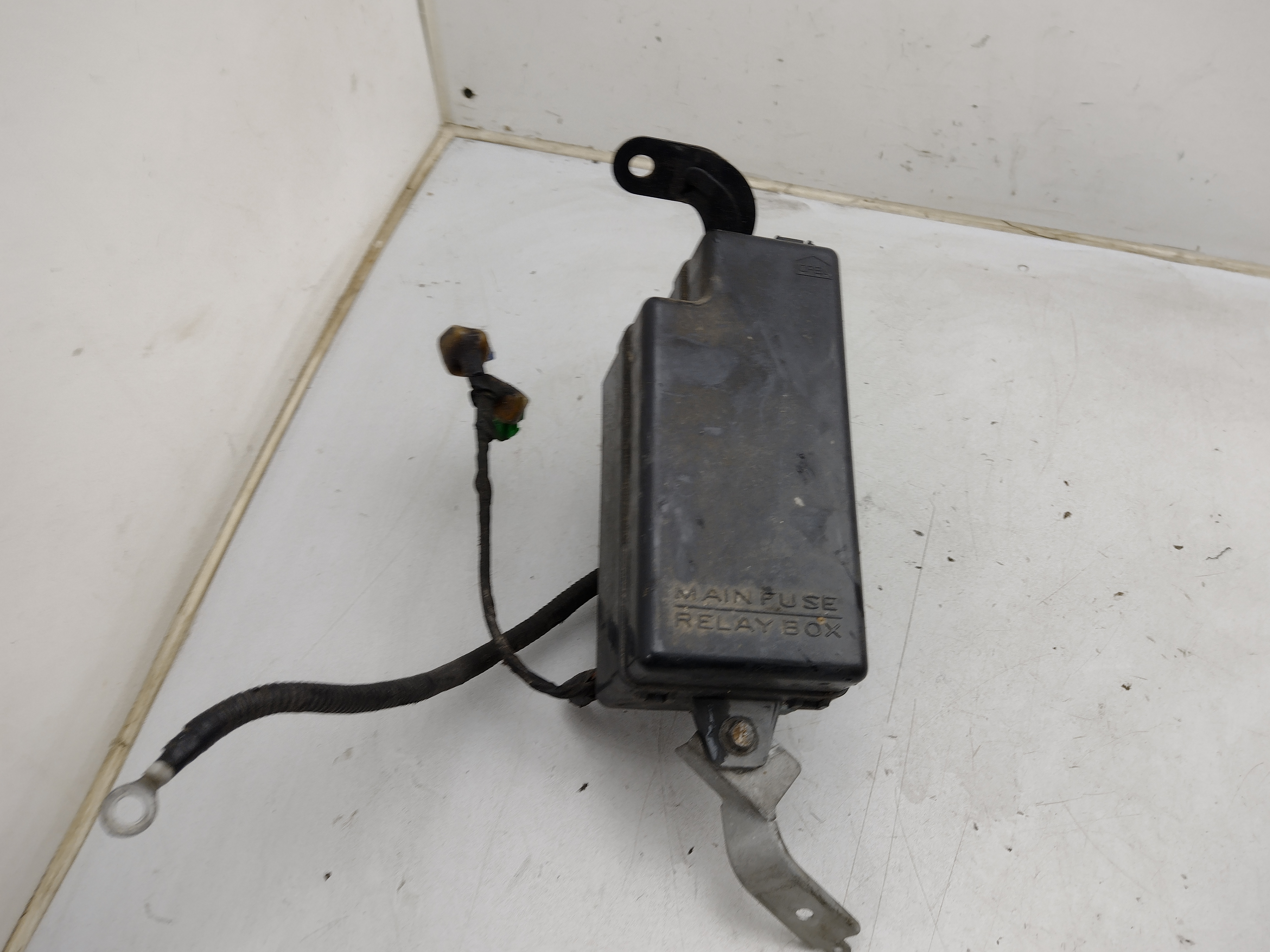 Sicherungskasten Motorraum von Subaru Impreza GC8 GF8