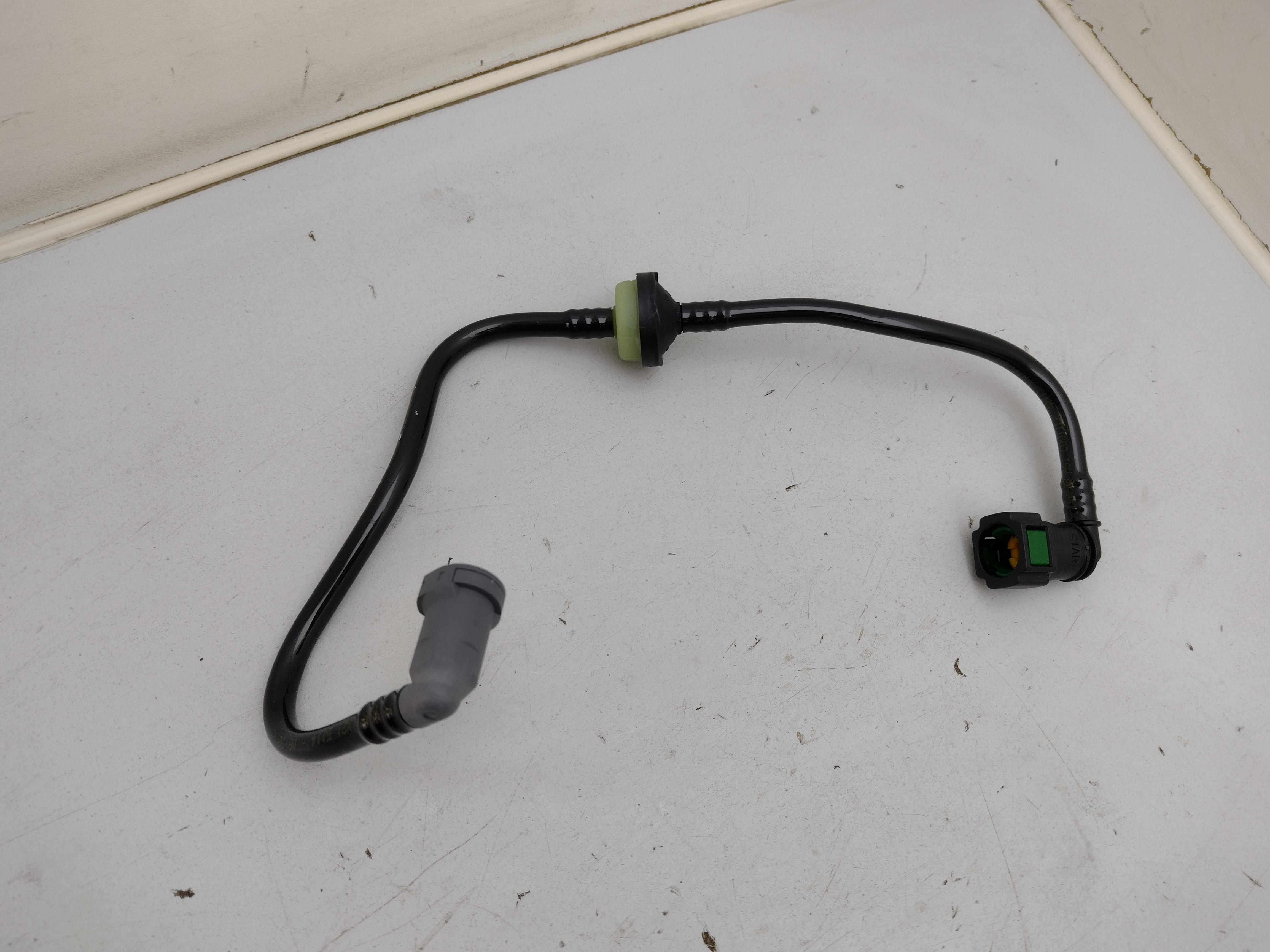 Peugeot / Citroen VERBINDUNG FÜR BREMSUNTERDRUCK 4578H3 NOS NEW OEM