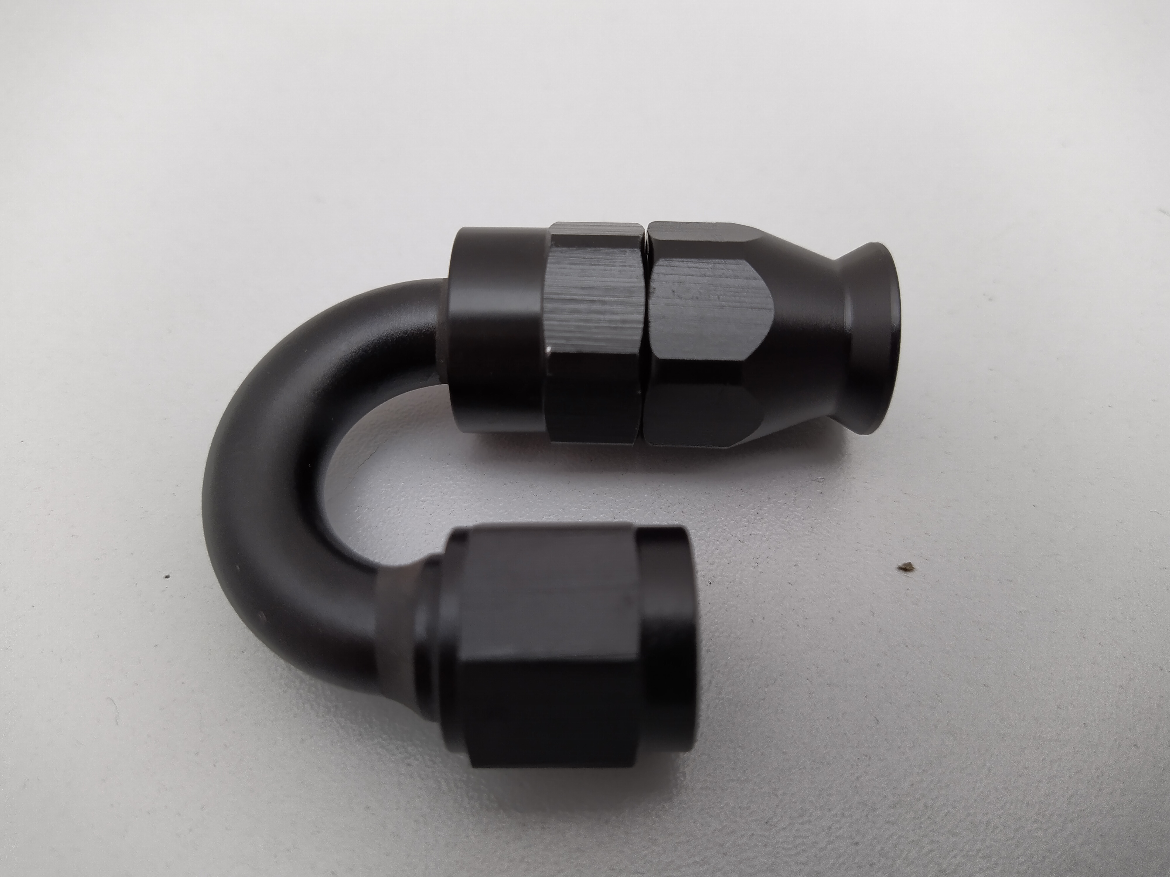 PTFE Alu-Fitting schwarz AN6 Dash 6 180°