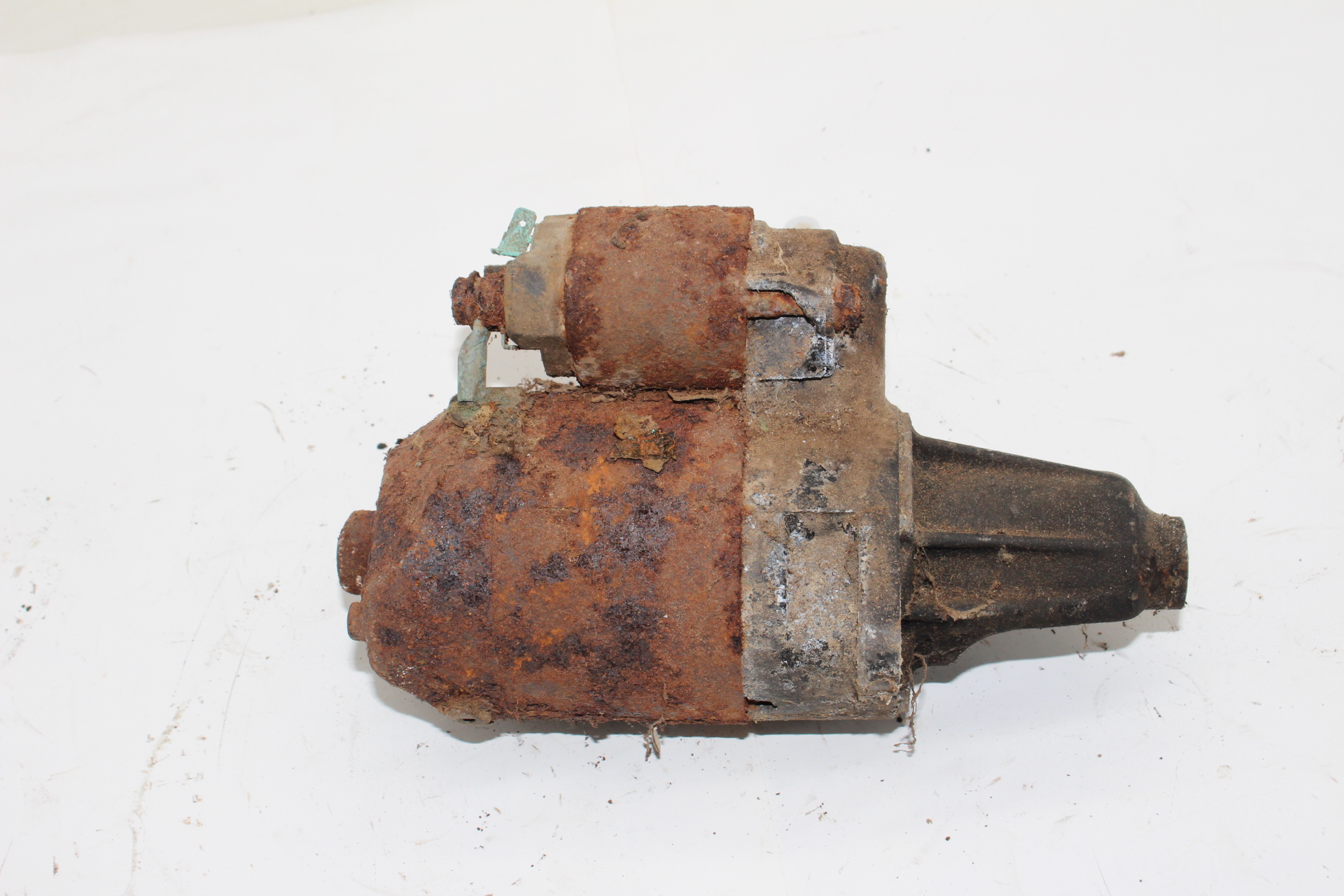 Anlasser 23300Aa100 für Subaru Libero E10 / E12 (1984–1993) – ungetestet