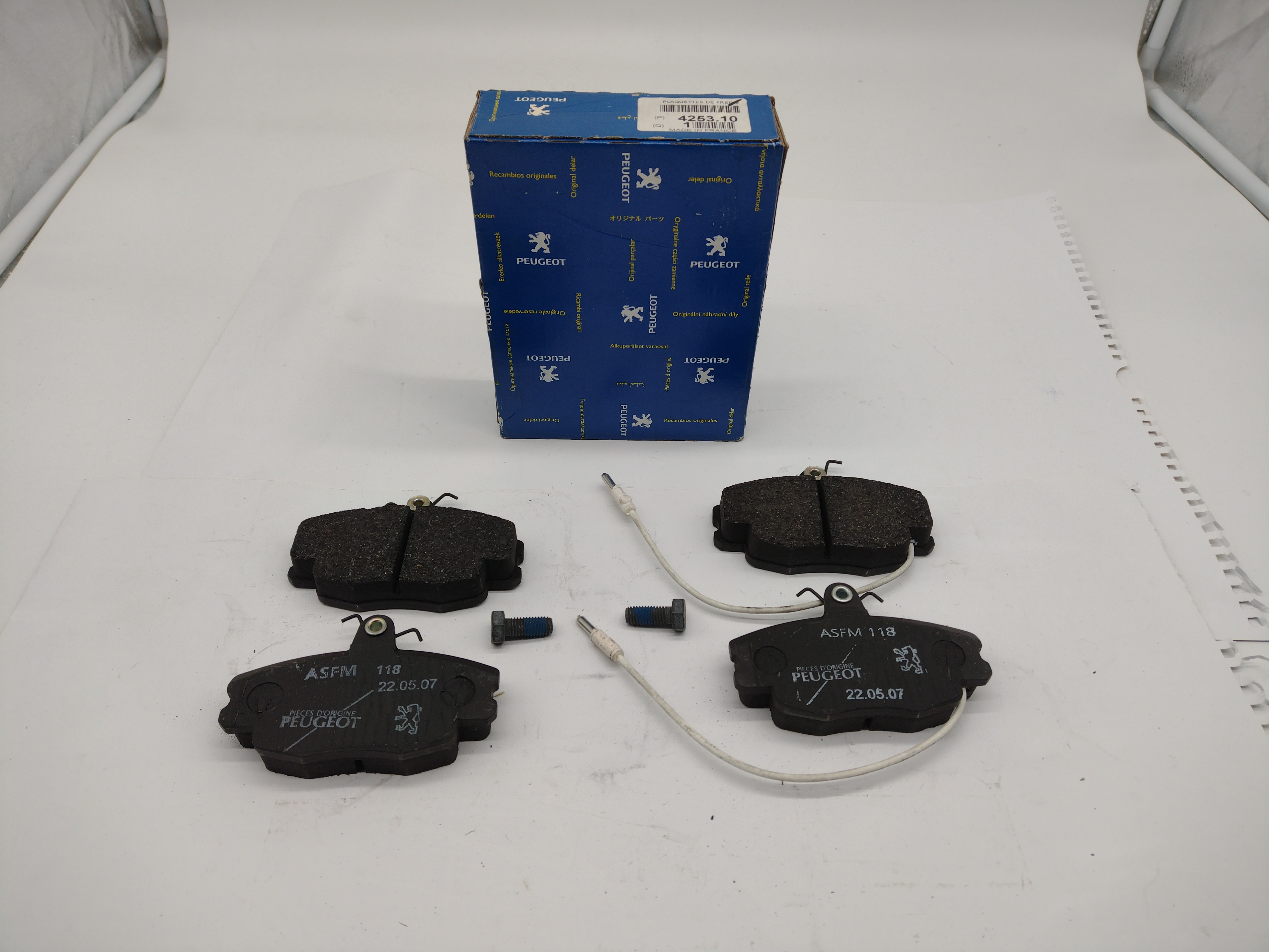 Peugeot / Citroen Bremsbeläge vorne (Sys.Girling) 425310 NEU NOS NEW