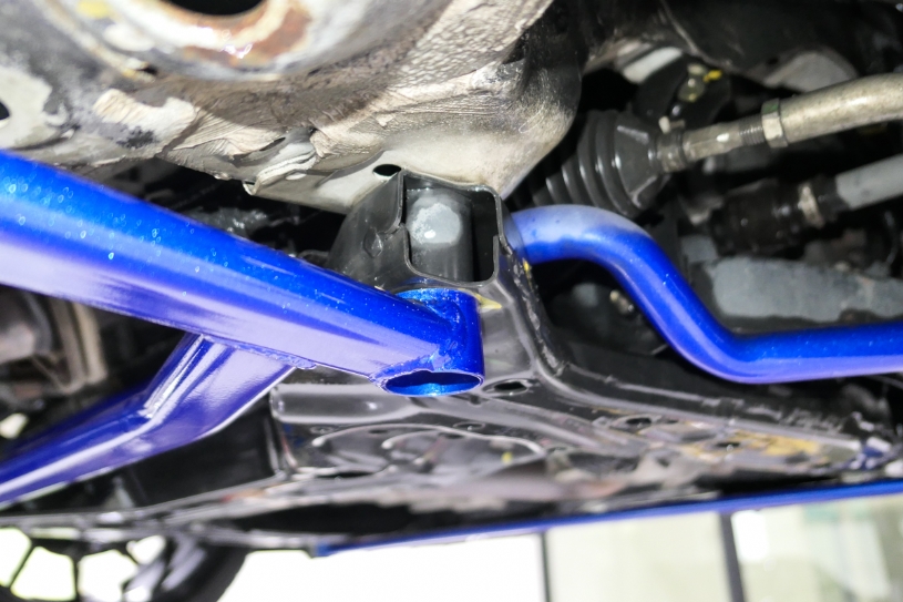 Hardrace 4 Points Strebe unten vorne für Honda Civic 9. FG, FB