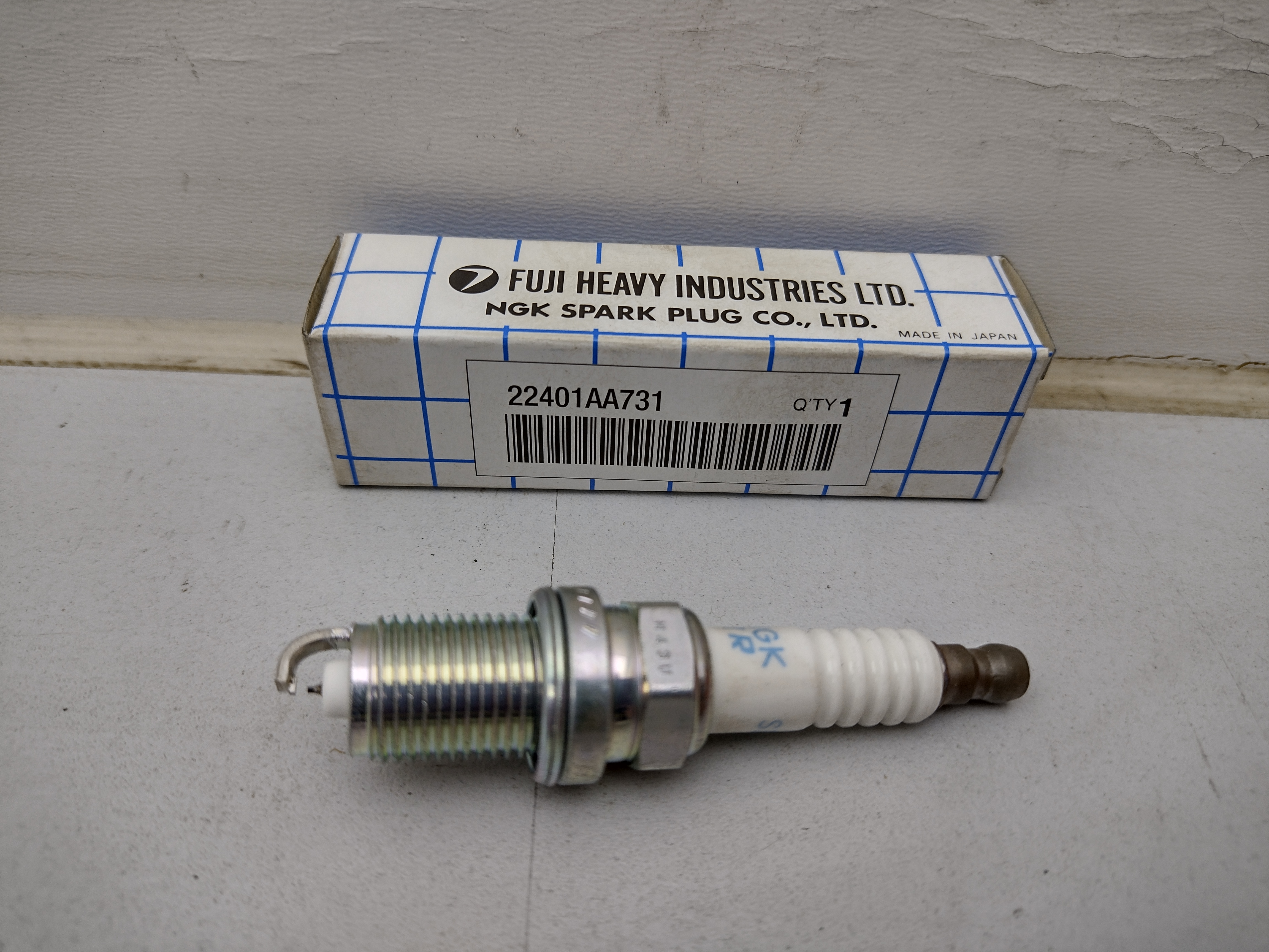 Zündkerze SUBARU 22401AA731 NGK SILFR6A11 für Subaru Legacy 5 BM BR Outback BM BR