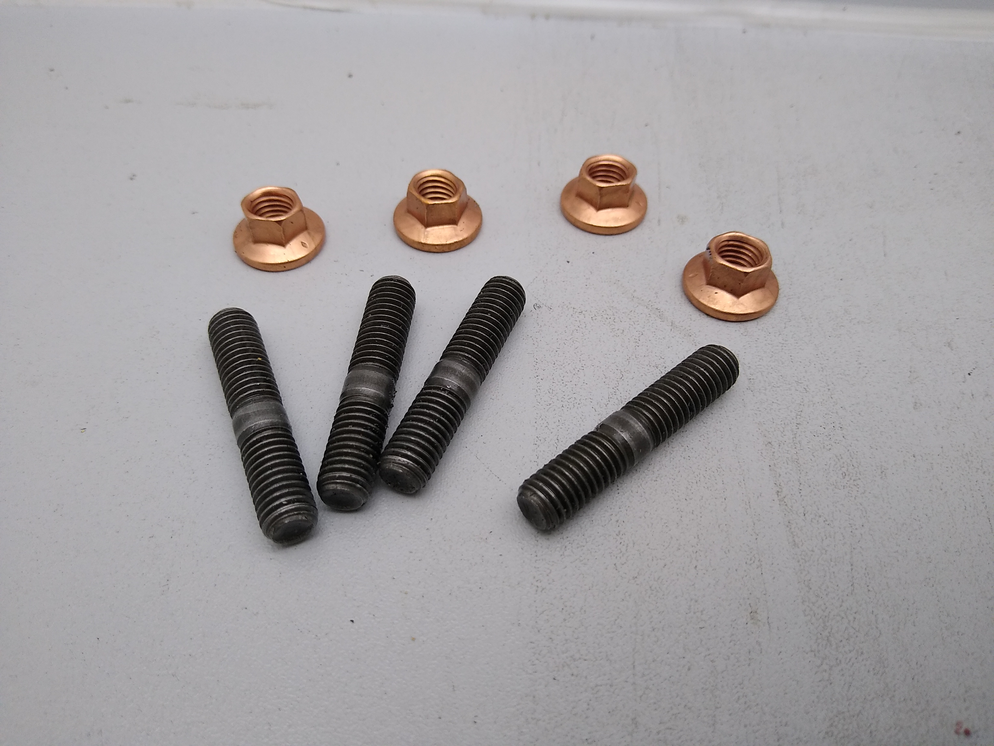Krümmerbolzen + Kupfer Mutter M8x1,25 RS6