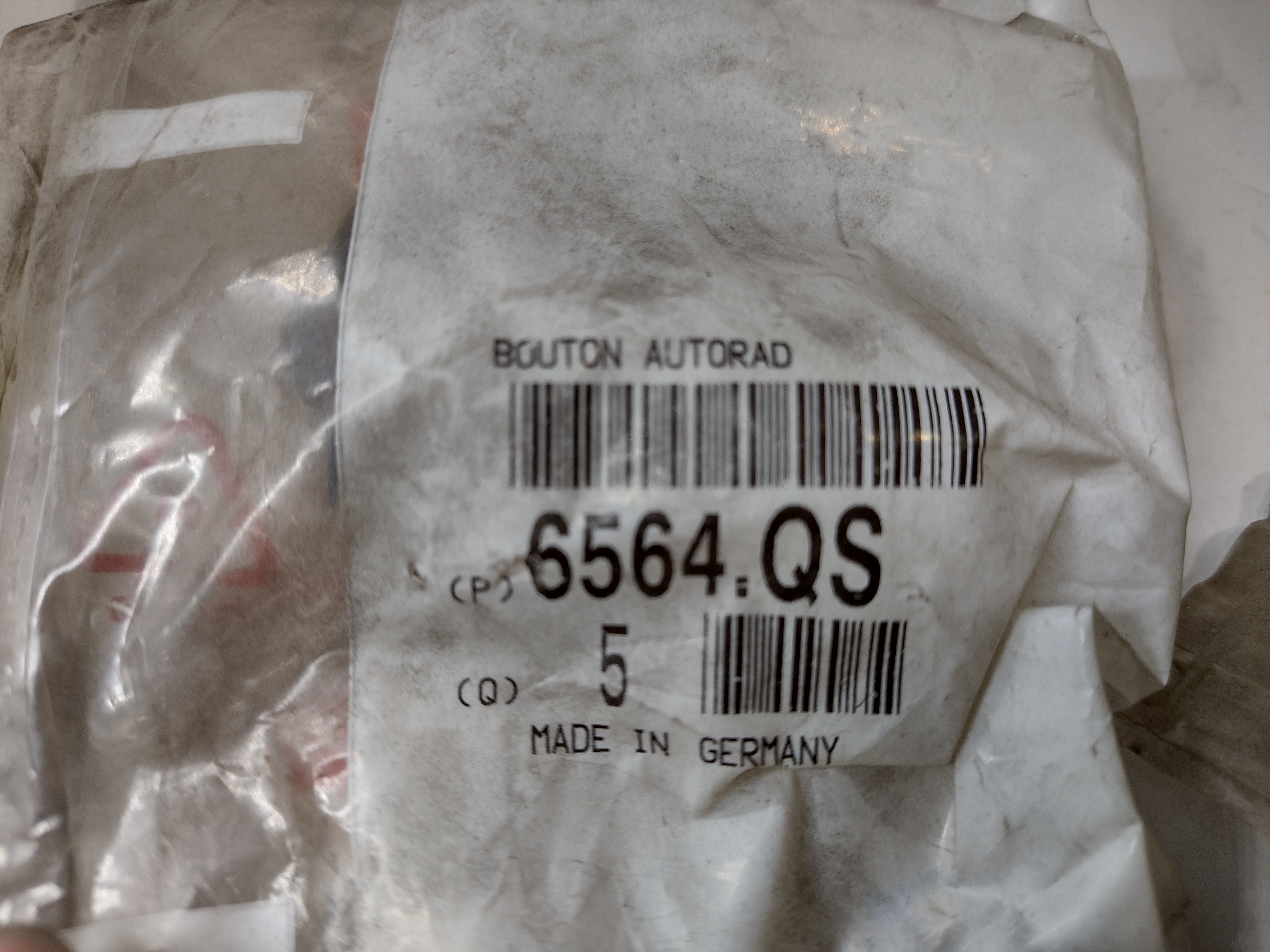 Peugeot / Citroen AUTORADIODRUCKKNOPF 6564QS NEU NOS NEW