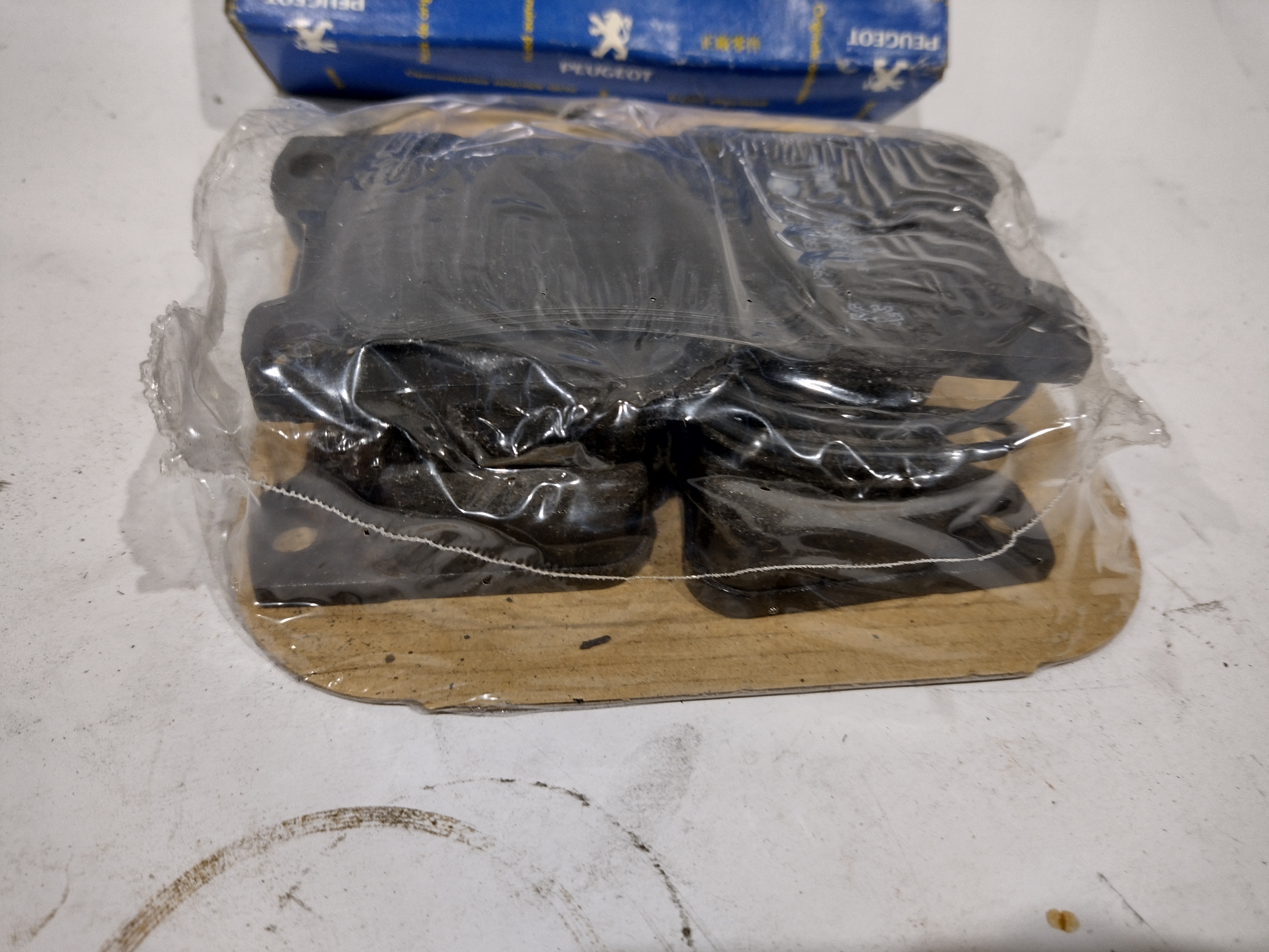 Citroen AX Peugeot 106  Bremsbeläge vorne 425284 NEU NOS NEW