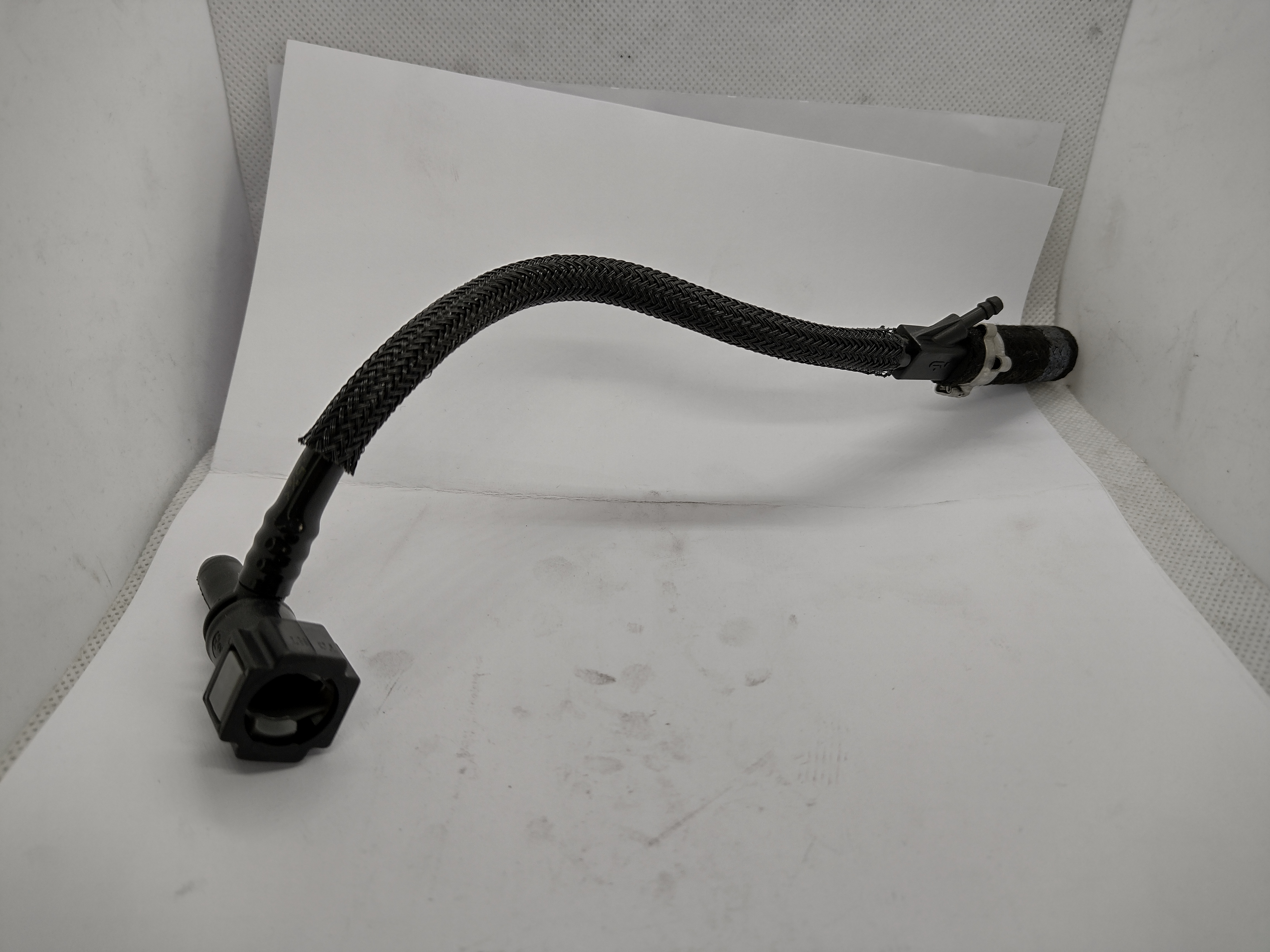 Peugeot / Citroen Leitung Schlauch 4572A9 NEU NOS NEW OEM