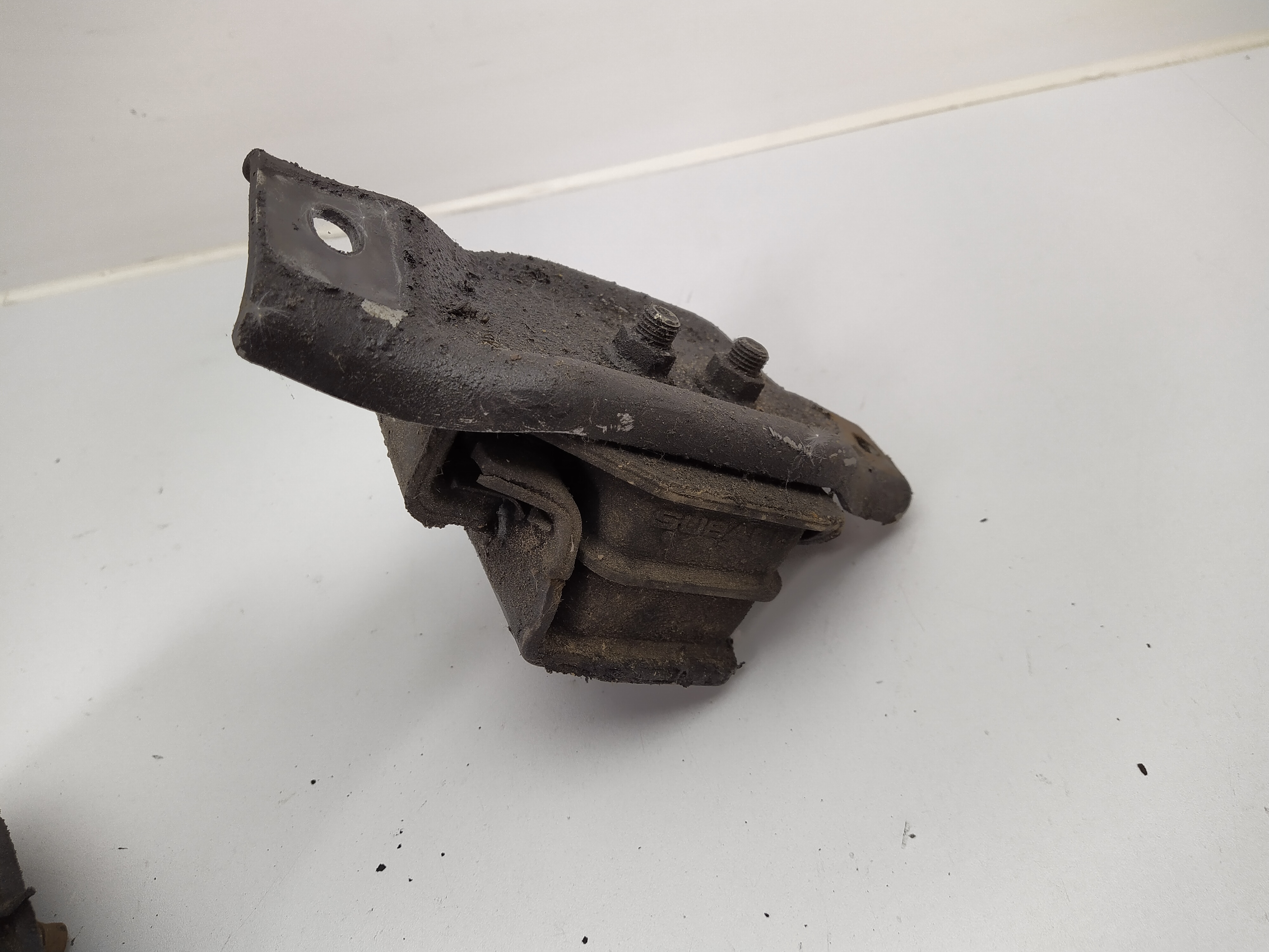 Motorlager Rechts für Subaru Legacy 1 BC BJF 89-94