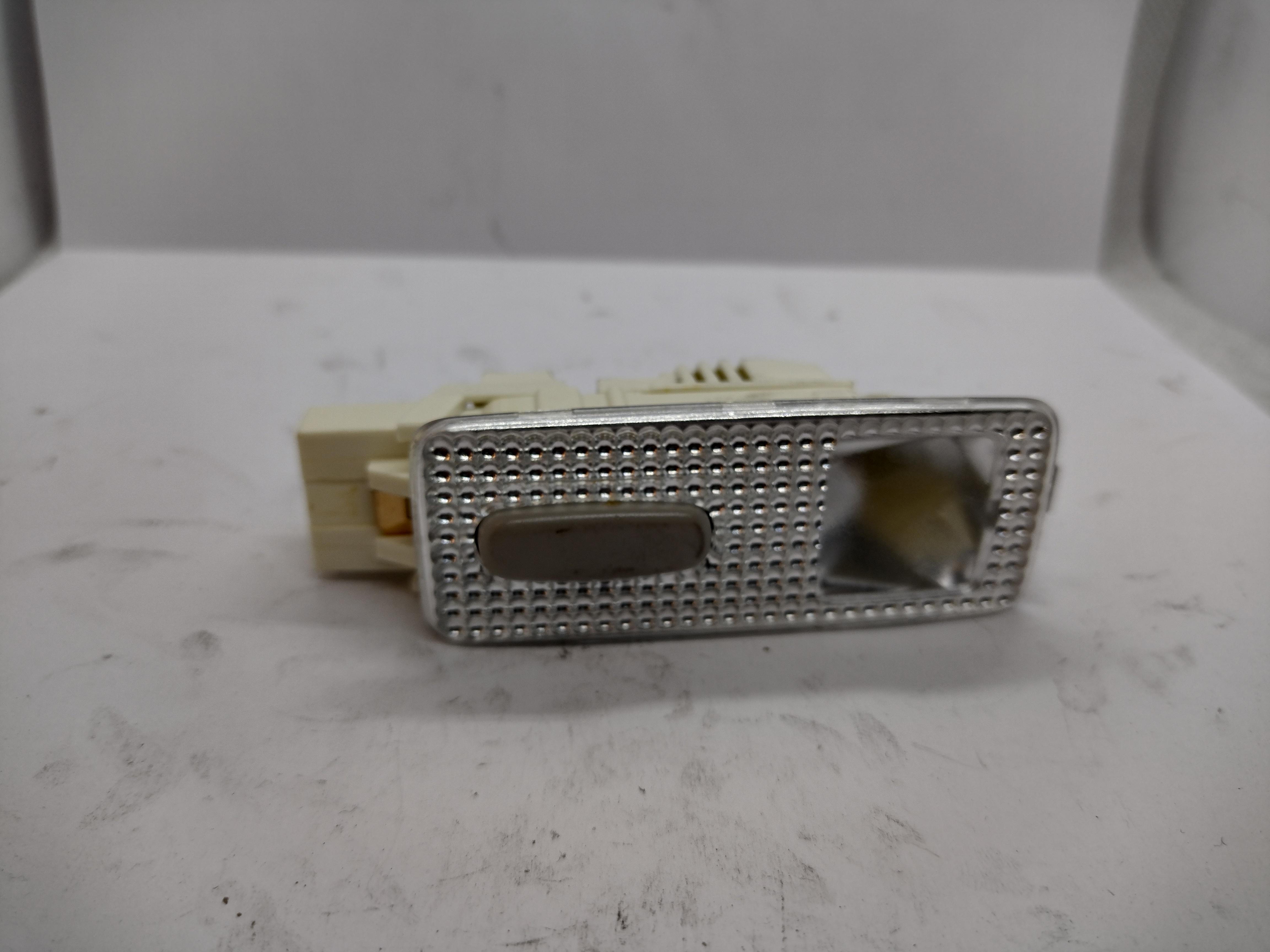 Peugeot / Citroen LESELAMPE 6362P0 NEU NOS NEW OEM