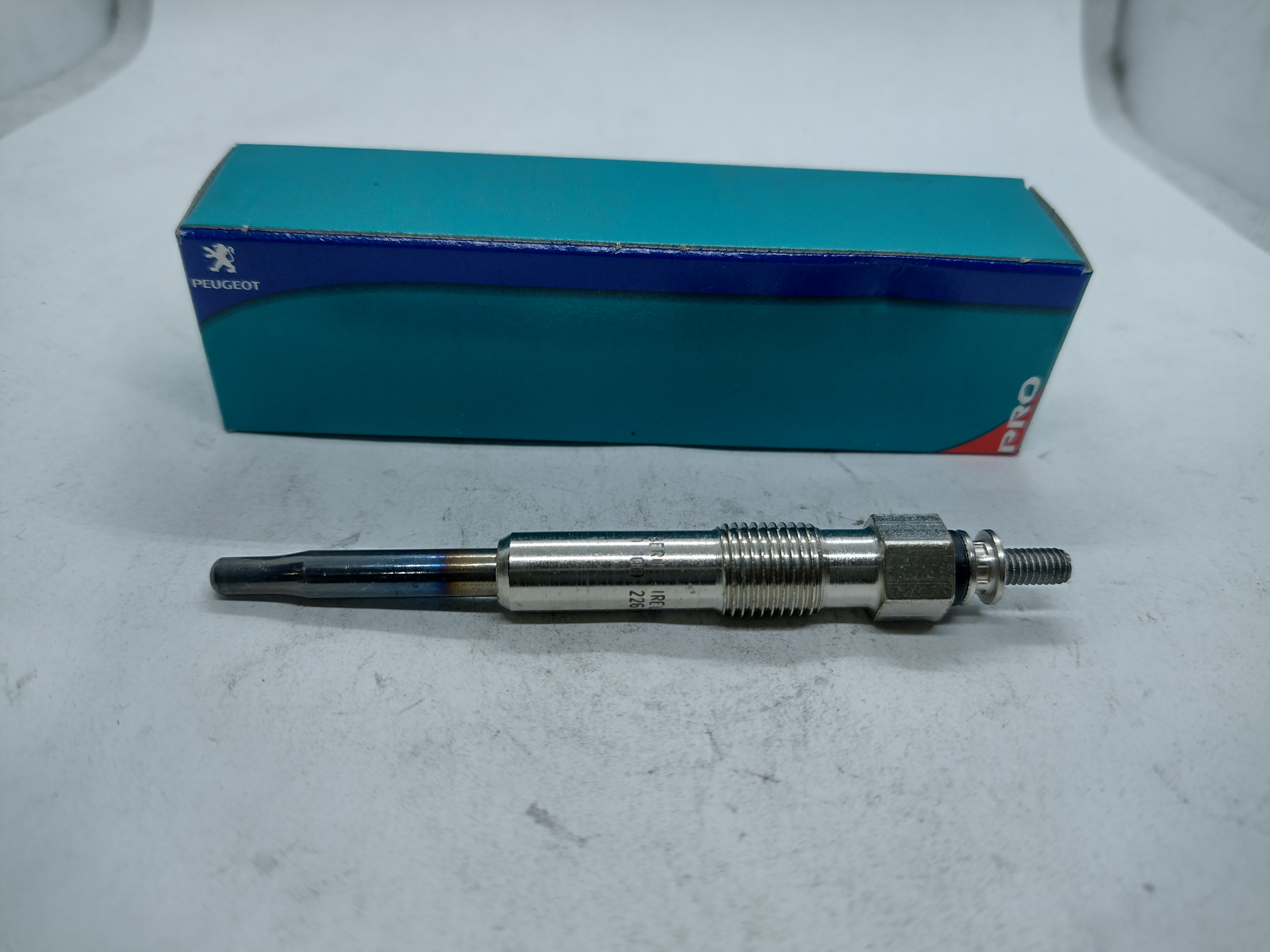 Peugeot Glühkerze 596068 Beru 0 100 226 371 NEU NOS NEW