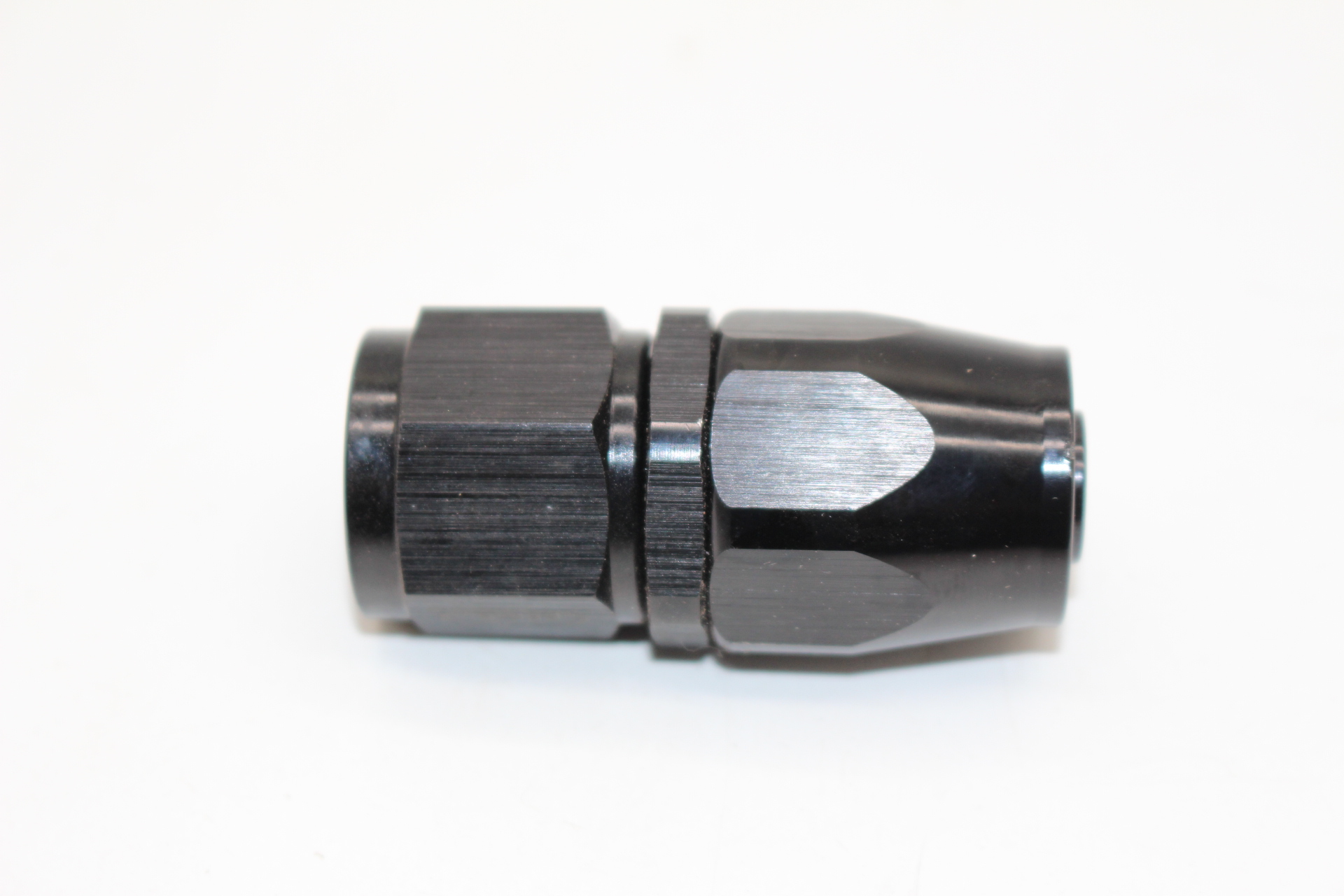 Gebrauchter Alu-Fitting gerade – Dash 10 / AN10 / JIC10 – Blau/Rot eloxiert – Marke HEL