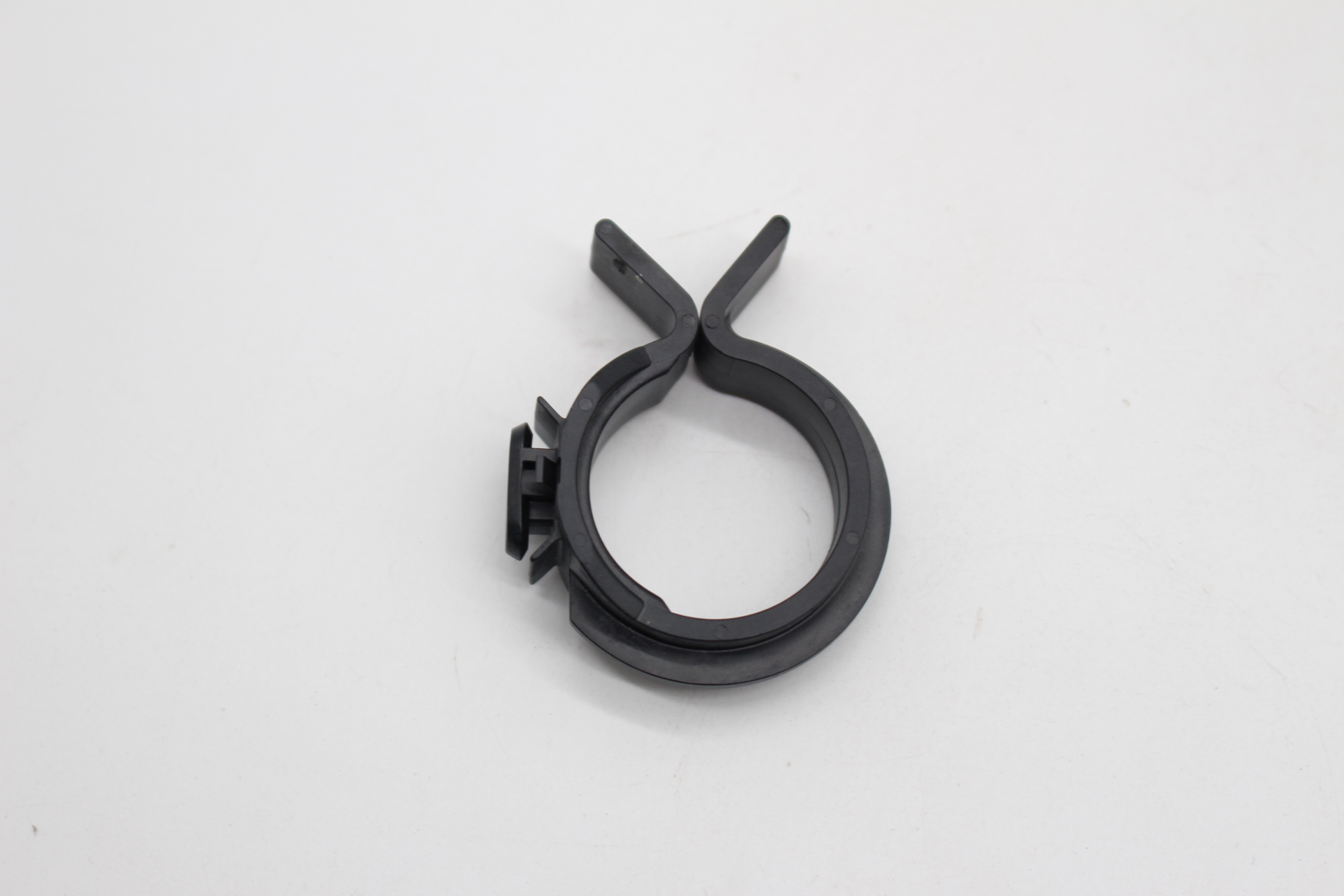 Klammer Verrohrung 131926 für Peugeot / Citroen  NEU NOS NEW OEM