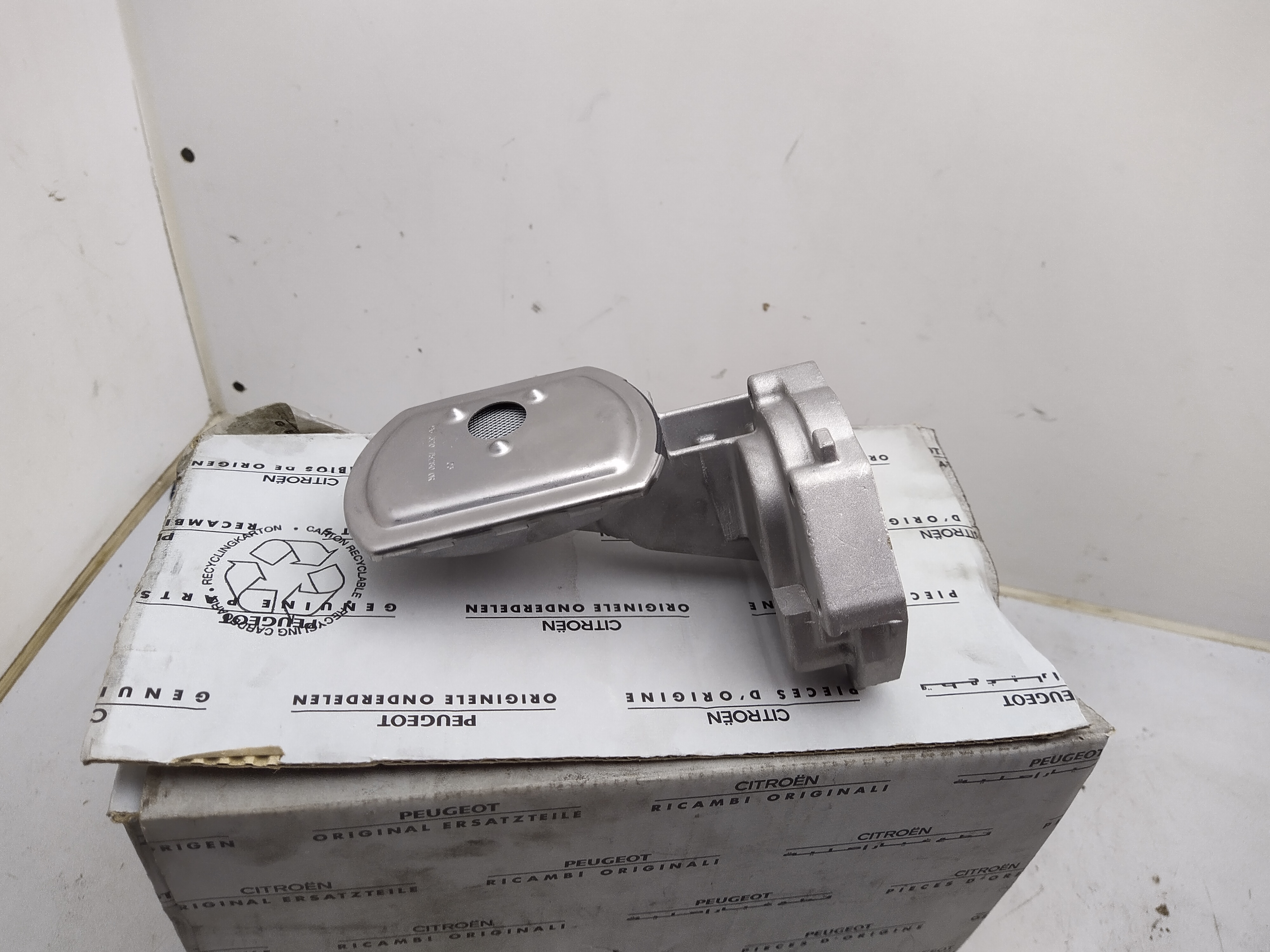 Peugeot 101852 NEU NOS NEW