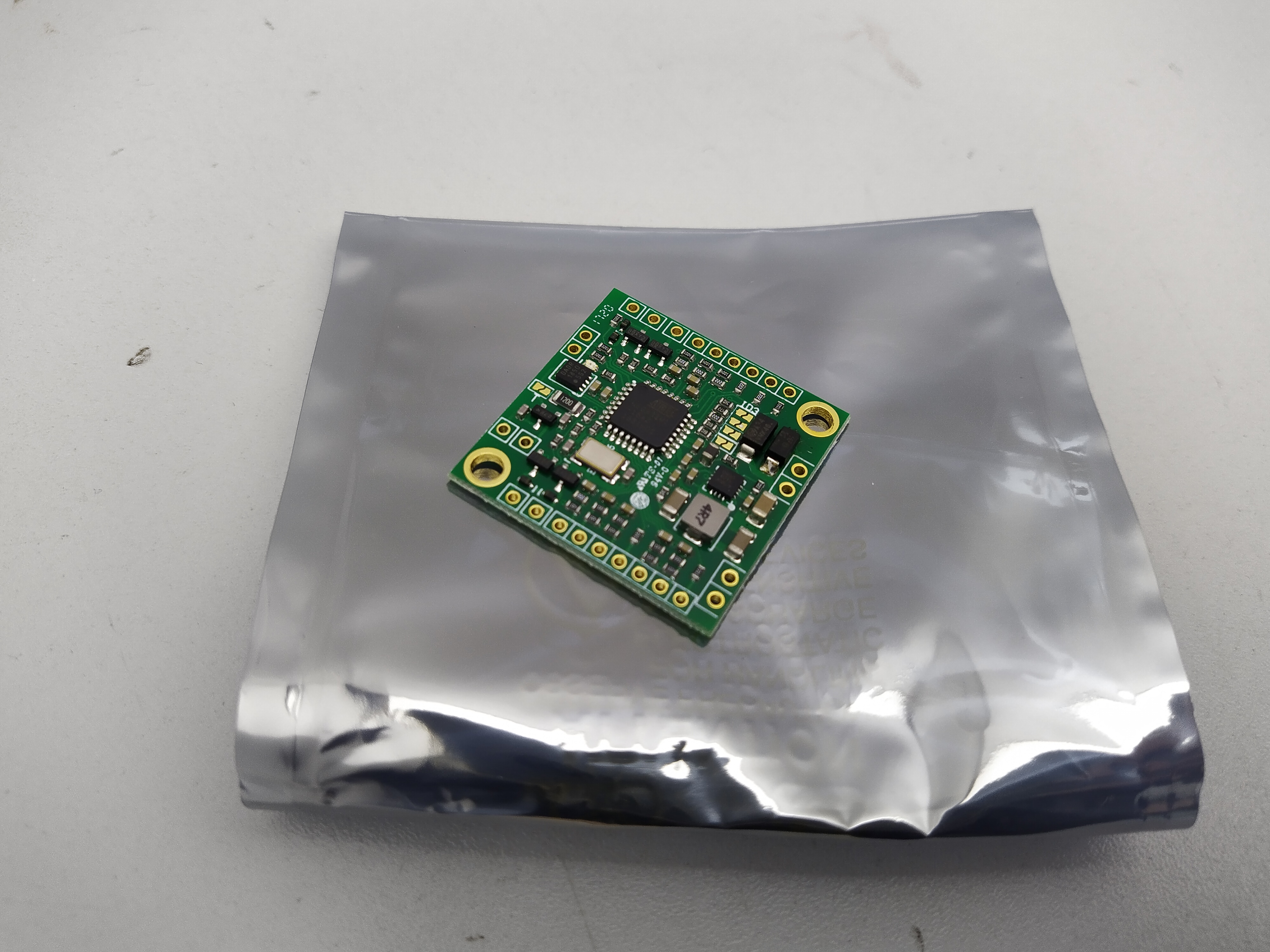 ECUMASTER CAN SWITCH BOARD V3 ECUMASTER CAN SWITCH BOARD V3