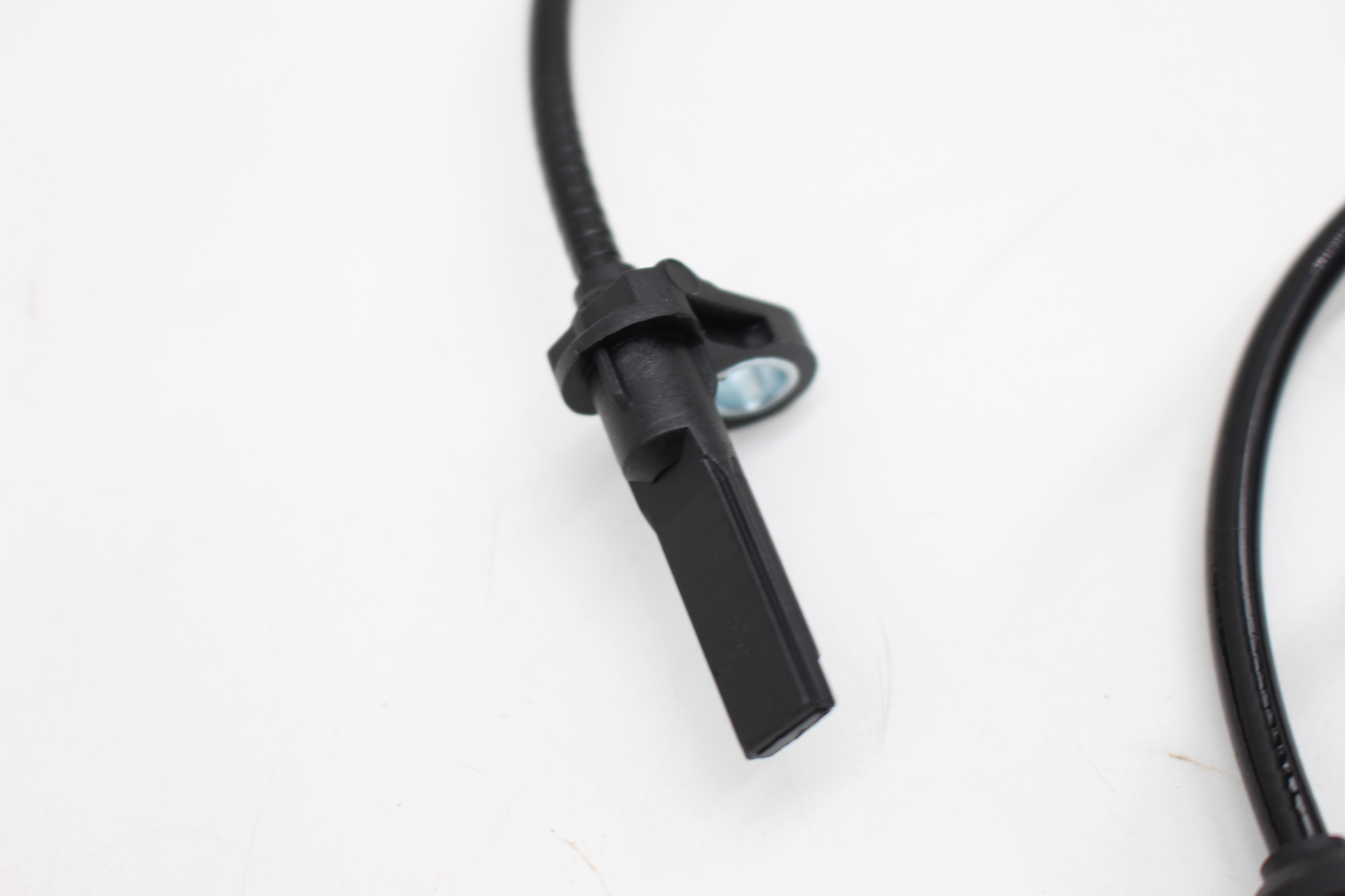 ABS Sensor vorne rechts für Subaru Legacy BL BP Outback BP 2003–2006 27540AG000 27540AG001