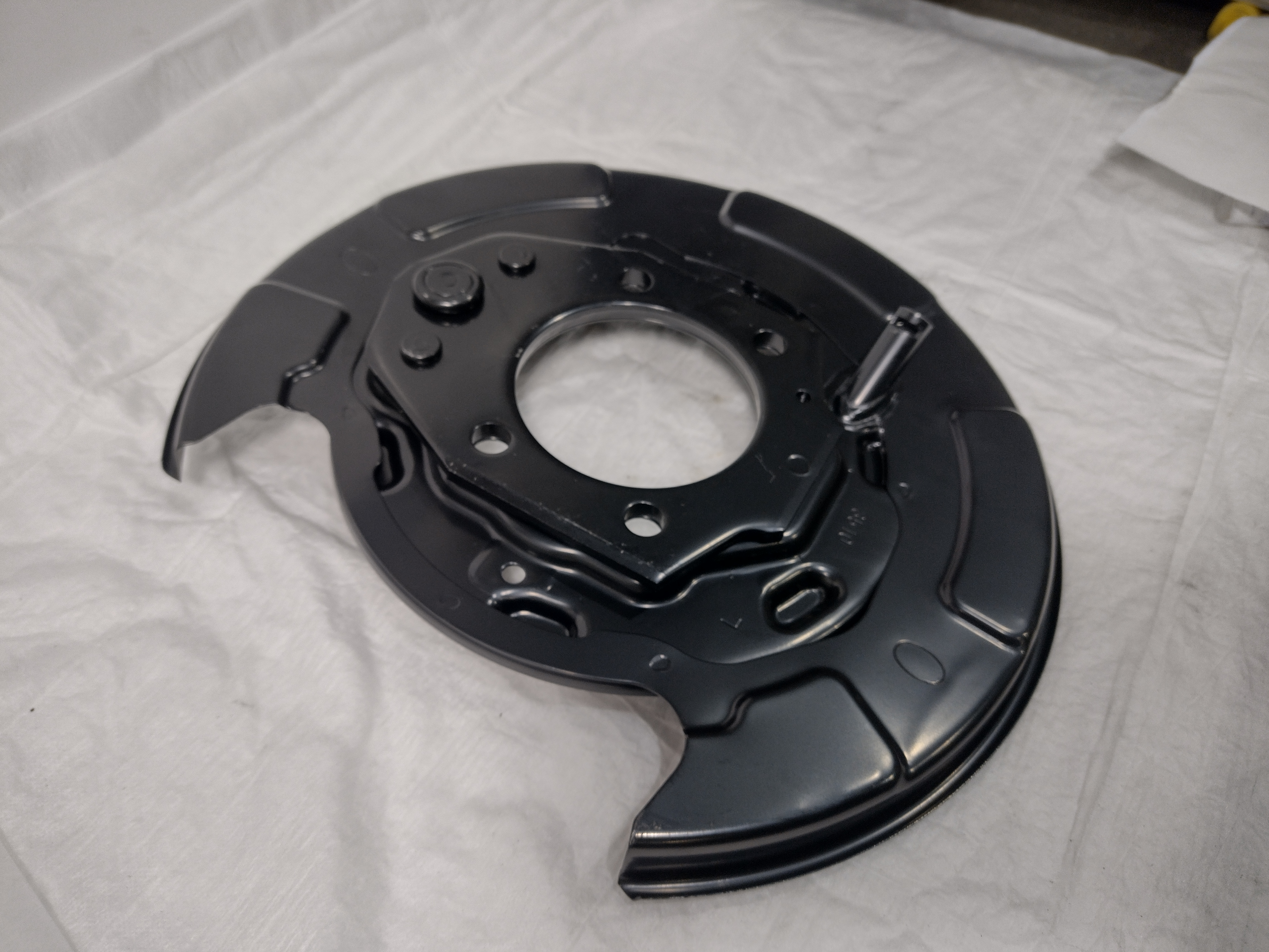 Ankerblech hinten links für Subaru Impreza 2008+, Forester 2008+ 26704FG010 Ankerblech hinten links für Subaru Impreza 2008+, Forester 2008+ 26704FG010