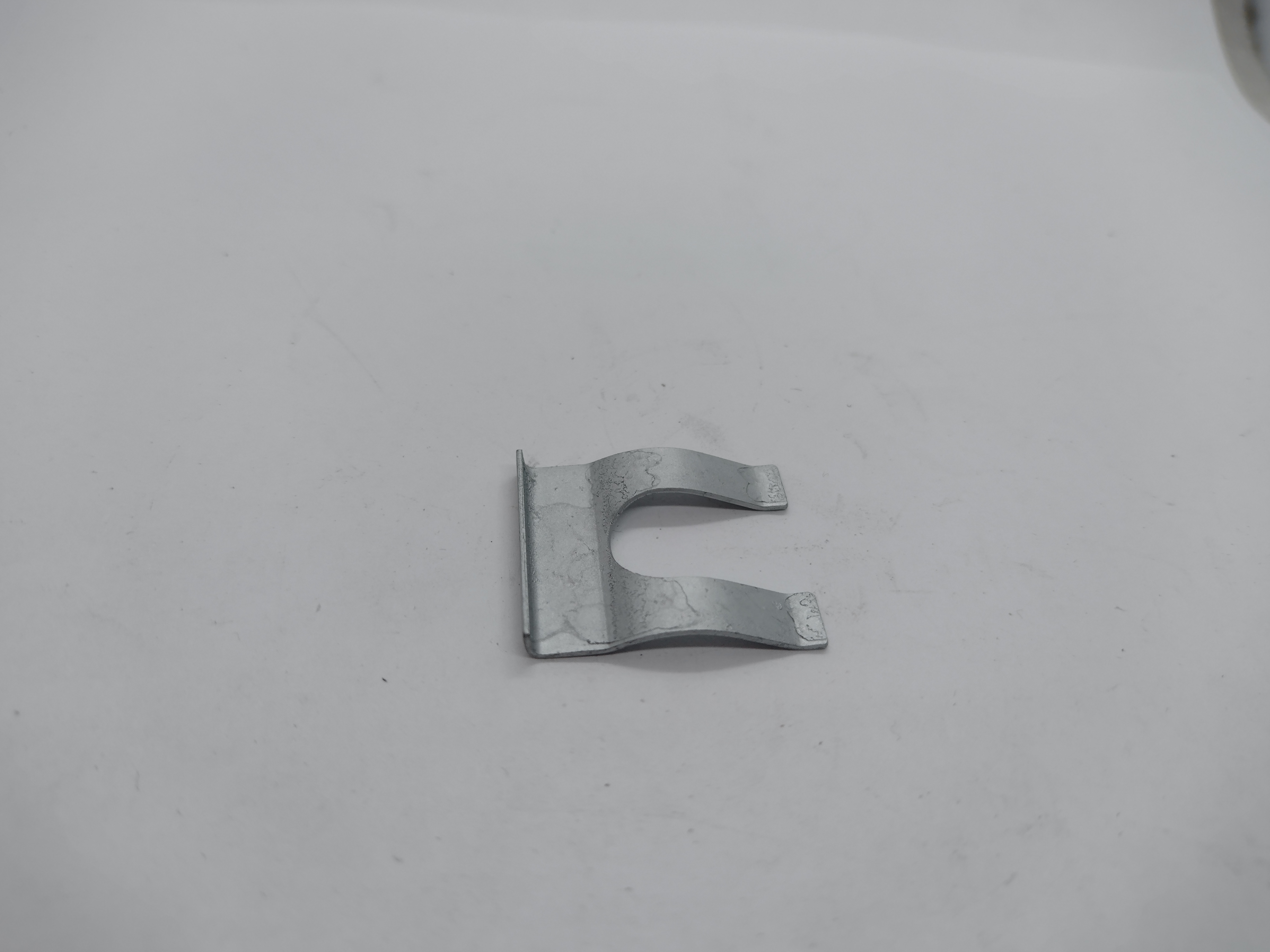 Klammer Bremsleitung 627013001 für Subaru Impreza Forester Legacy