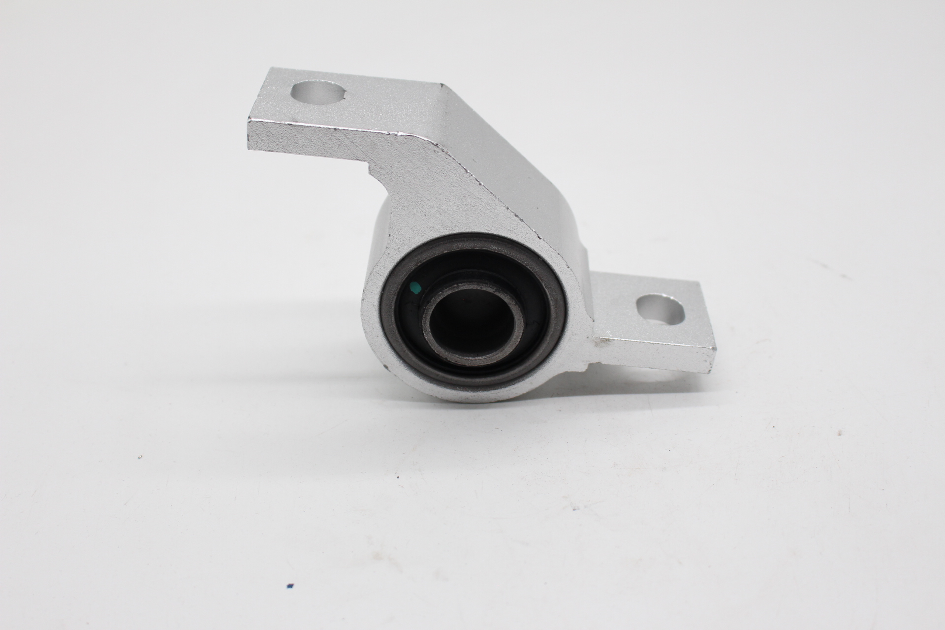 GSP 514594 Halter, Querlenkerlagerung für SUBARU Forester I (SF) 20201FC110