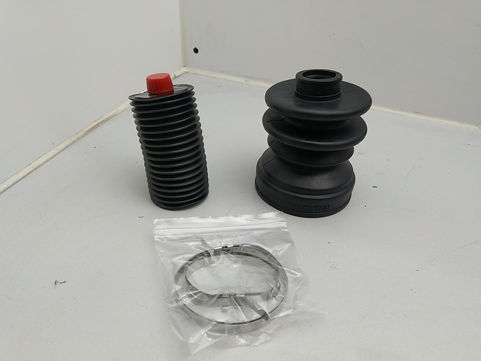 Faltenbalgsatz Manschette, Antriebswelle vorne Gelenk Getriebseitig Subaru