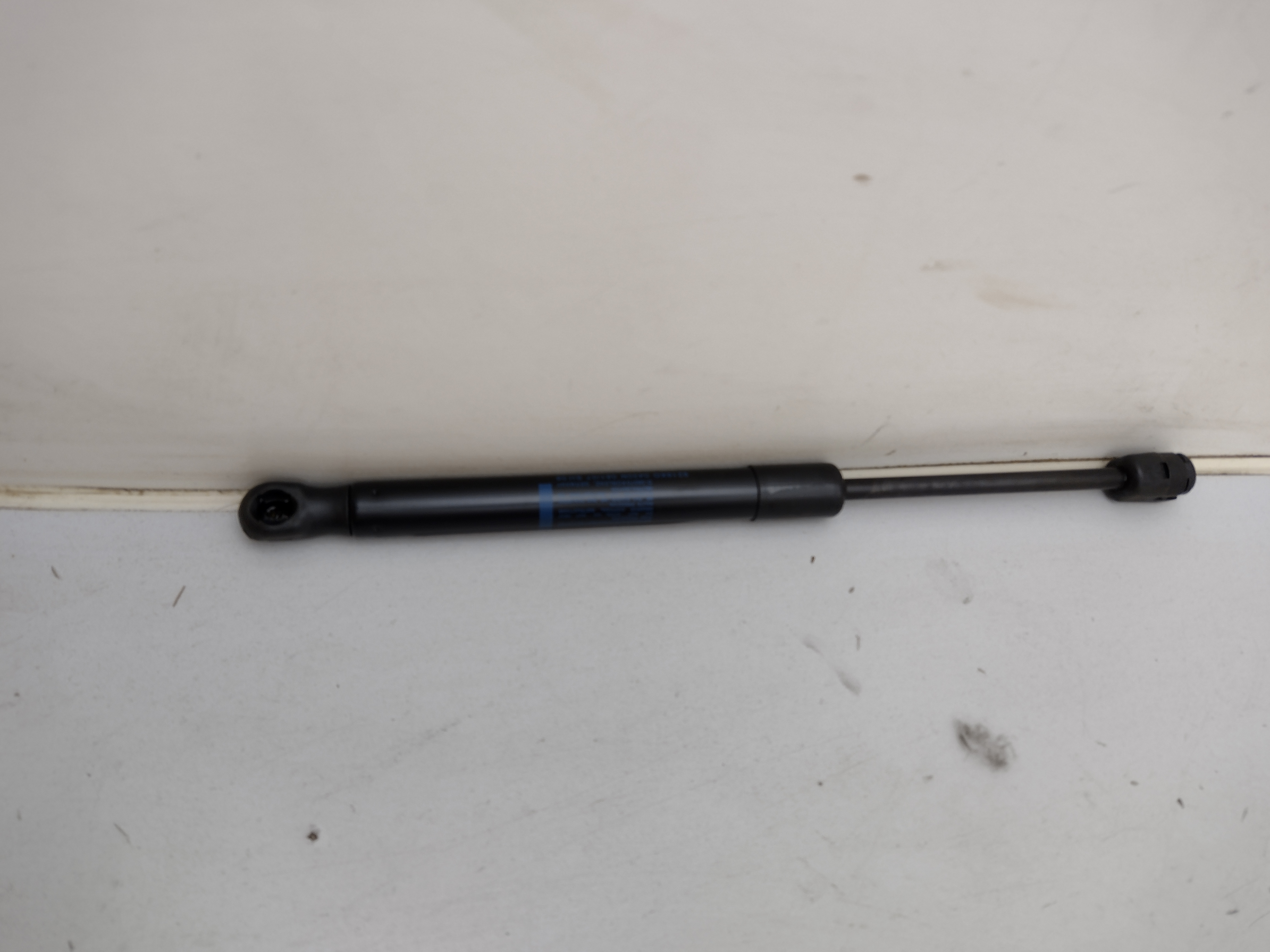 Peugeot 407 SW Gasfeder, Heckscheibe HECKKLAPPENDÄMPFER 8731K5 NOS NEW OEM