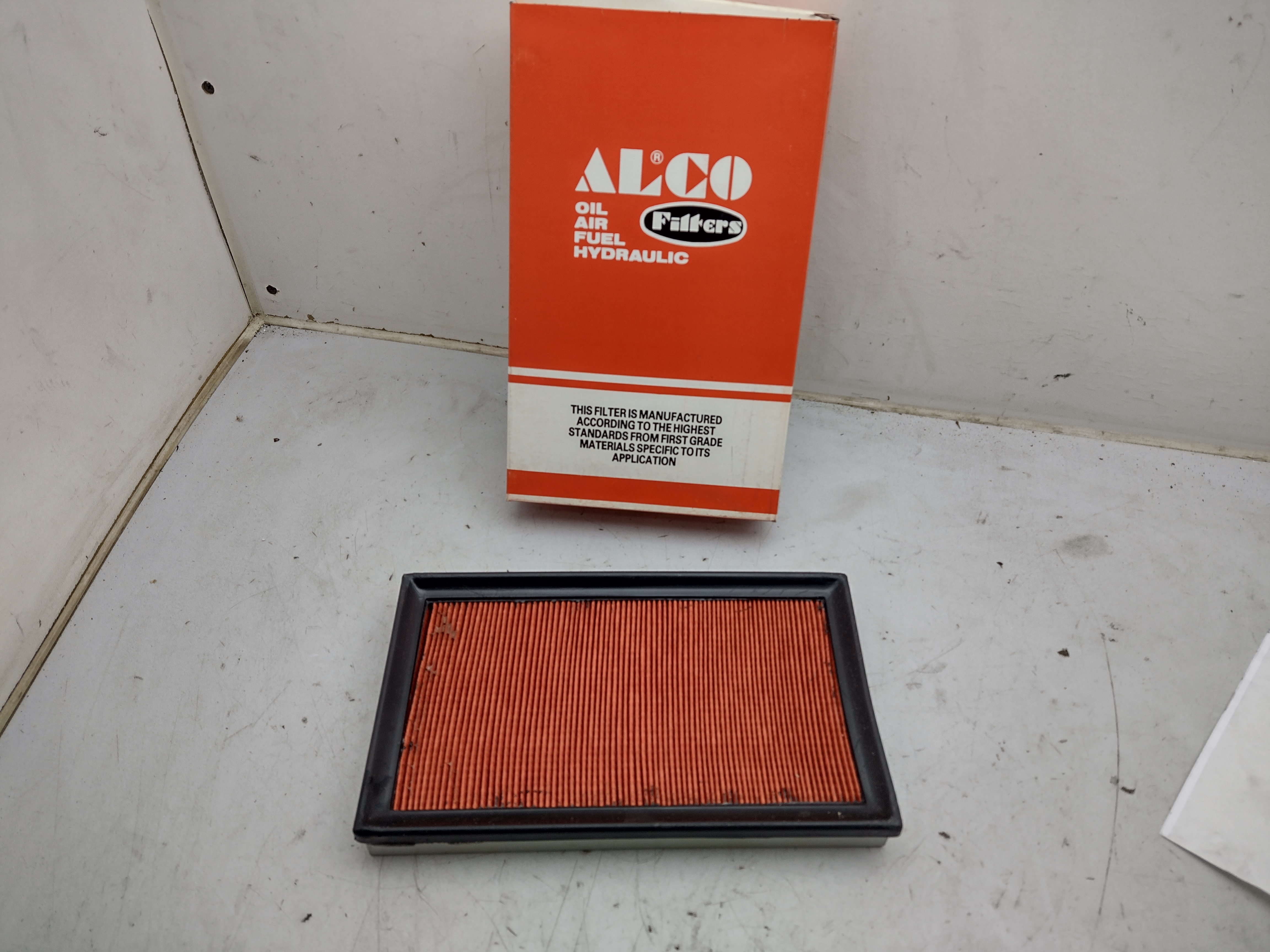 ALCO Luftfilter MD-9642 (MD9642) für NISSAN 200SX 300ZX SUBARU LEONE XT