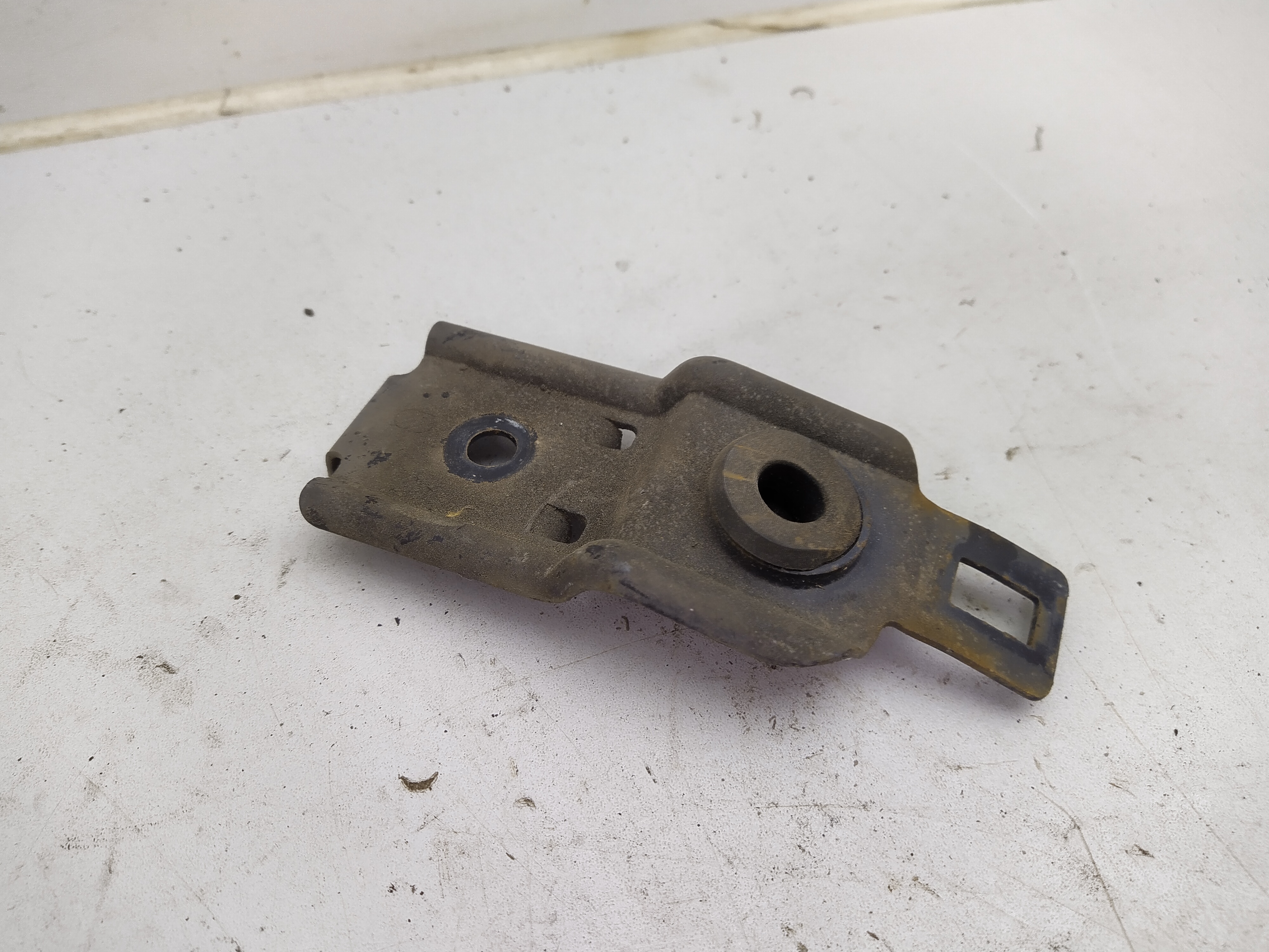 Kühlerhalter mit Gummi für Subaru Impreza 1 GC GF 93-00 Kühlerhalter mit Gummi für Subaru Impreza 1 GC GF 93-00