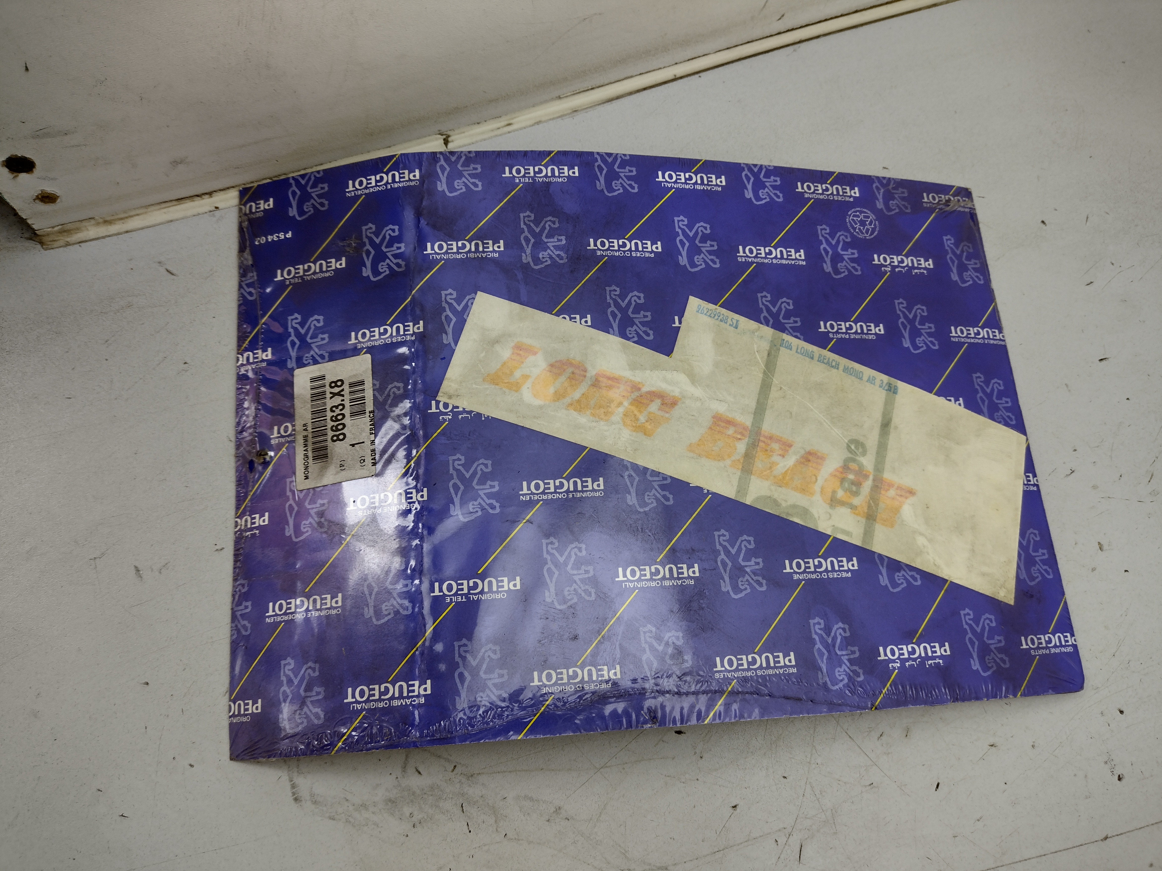 Peugeot LONG BEACH Schriftzug Zierstreifen 8663X8 NOS NEW OEM