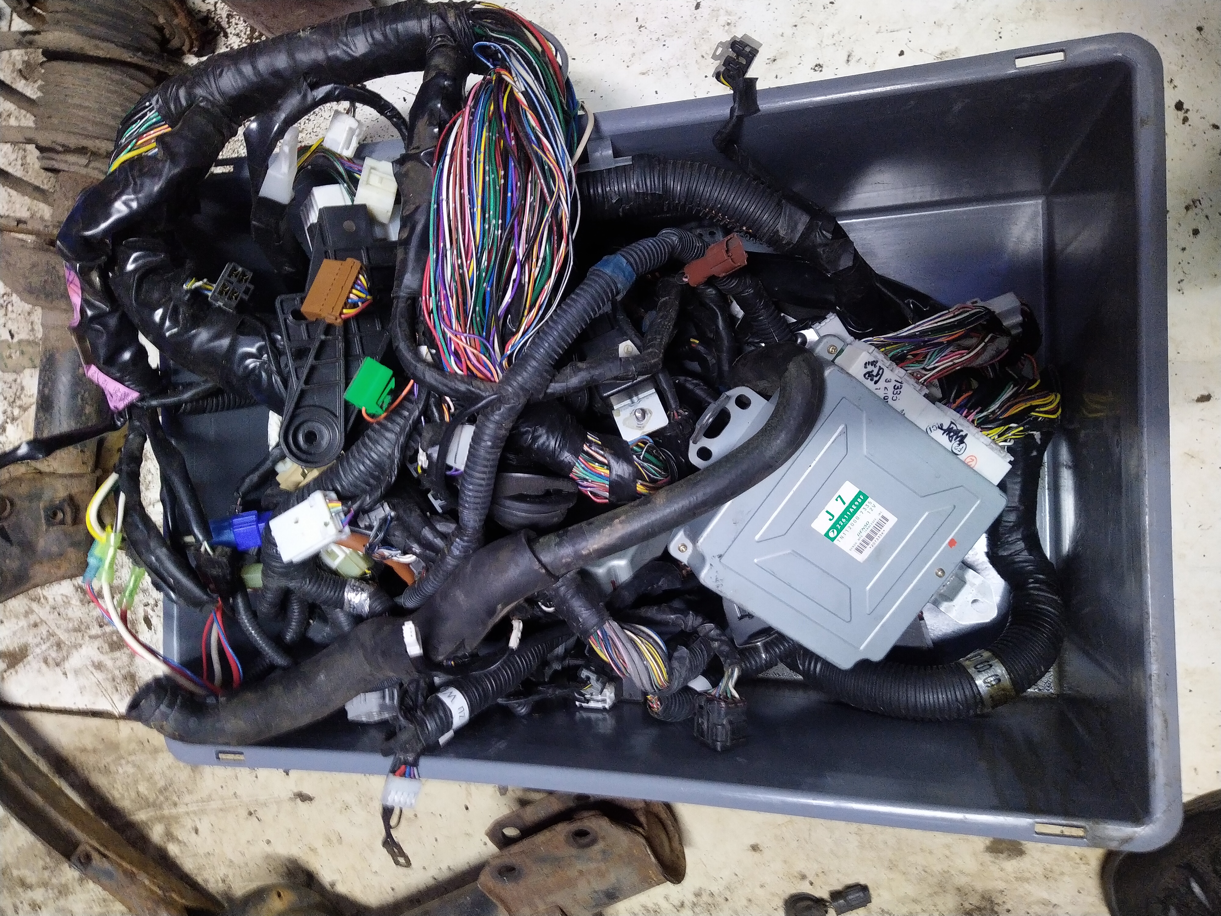 Kabelbaum mit Steuergerät ohne WFS für Subaru Outback H6 BE BH USDM