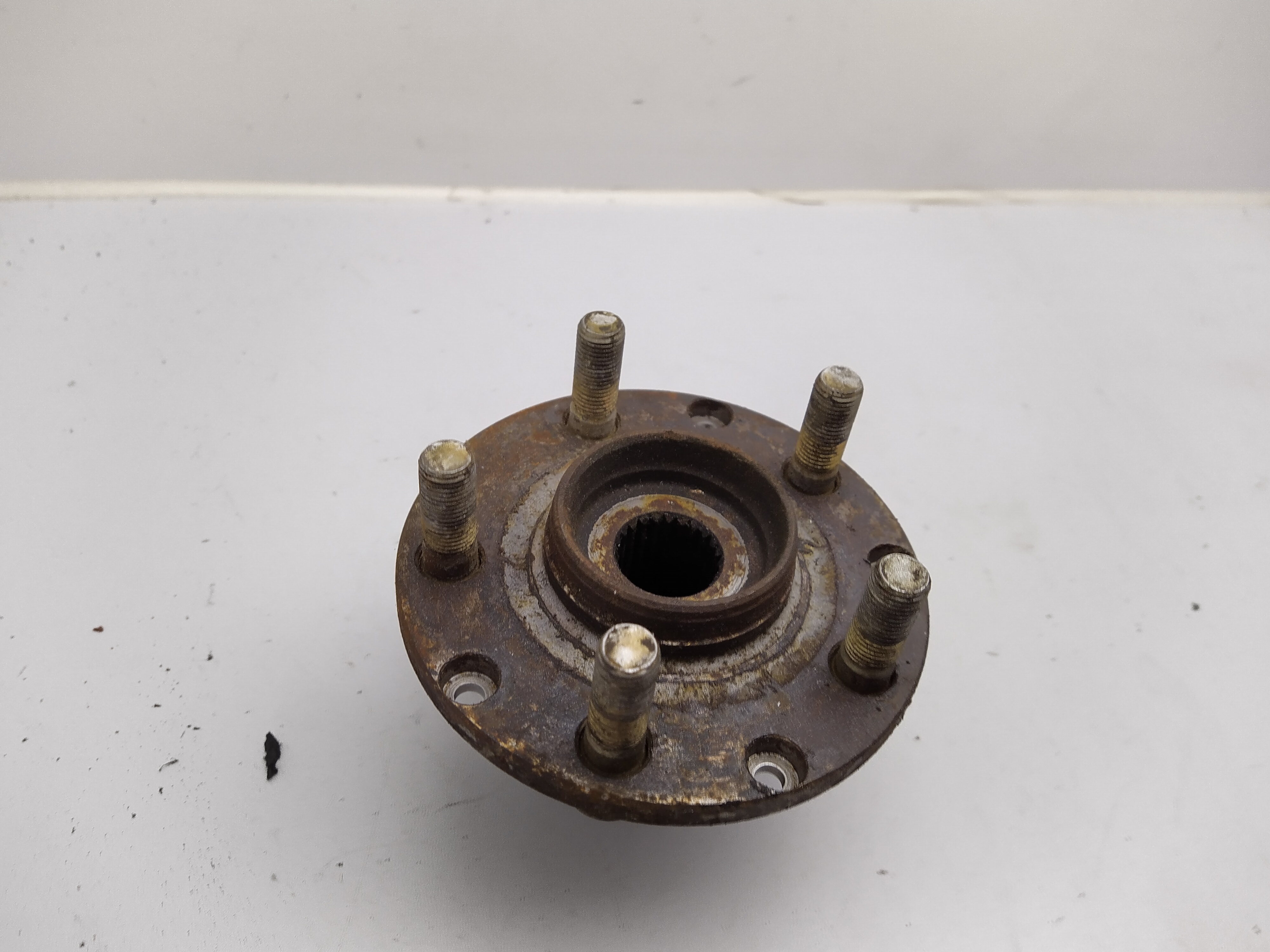 Radnabe hinten 5x100 Subaru Impreza Legacy Outback Forester