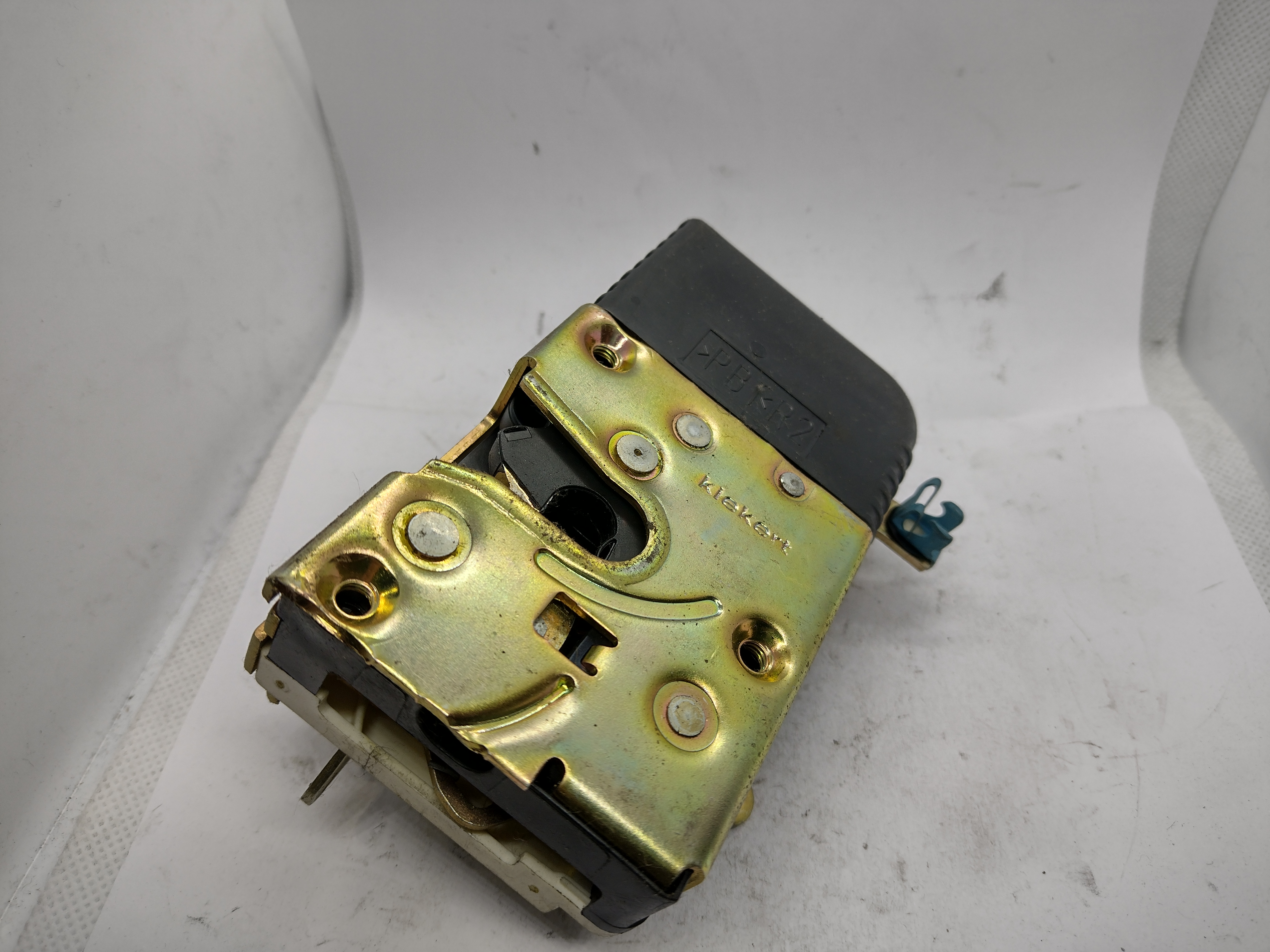 Peugeot Türschloss 9136E8 NEU NOS NEW