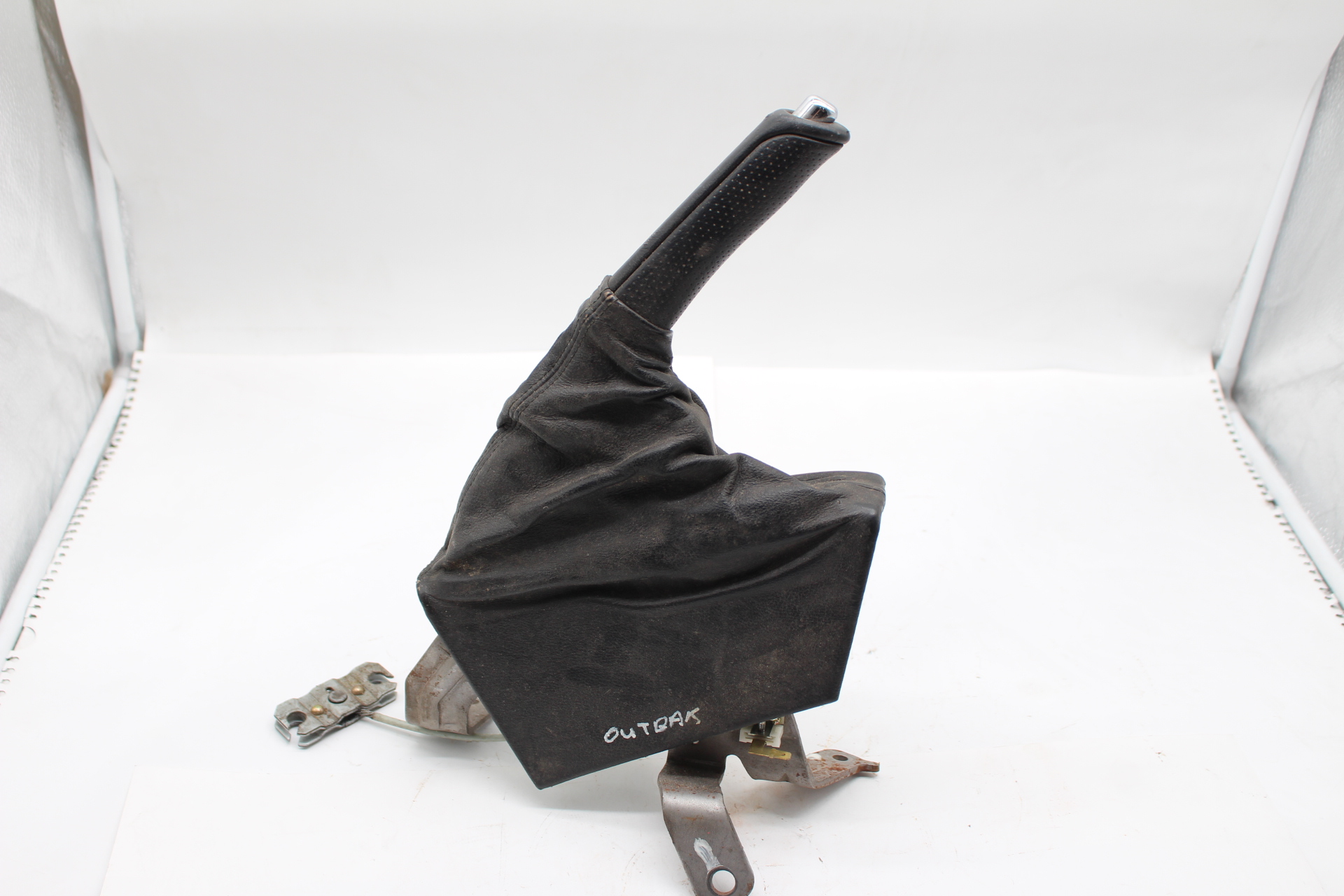 Handbremshebel aus Leder schwarz für Subaru Legacy IV / Outback BL BP 2003–2008