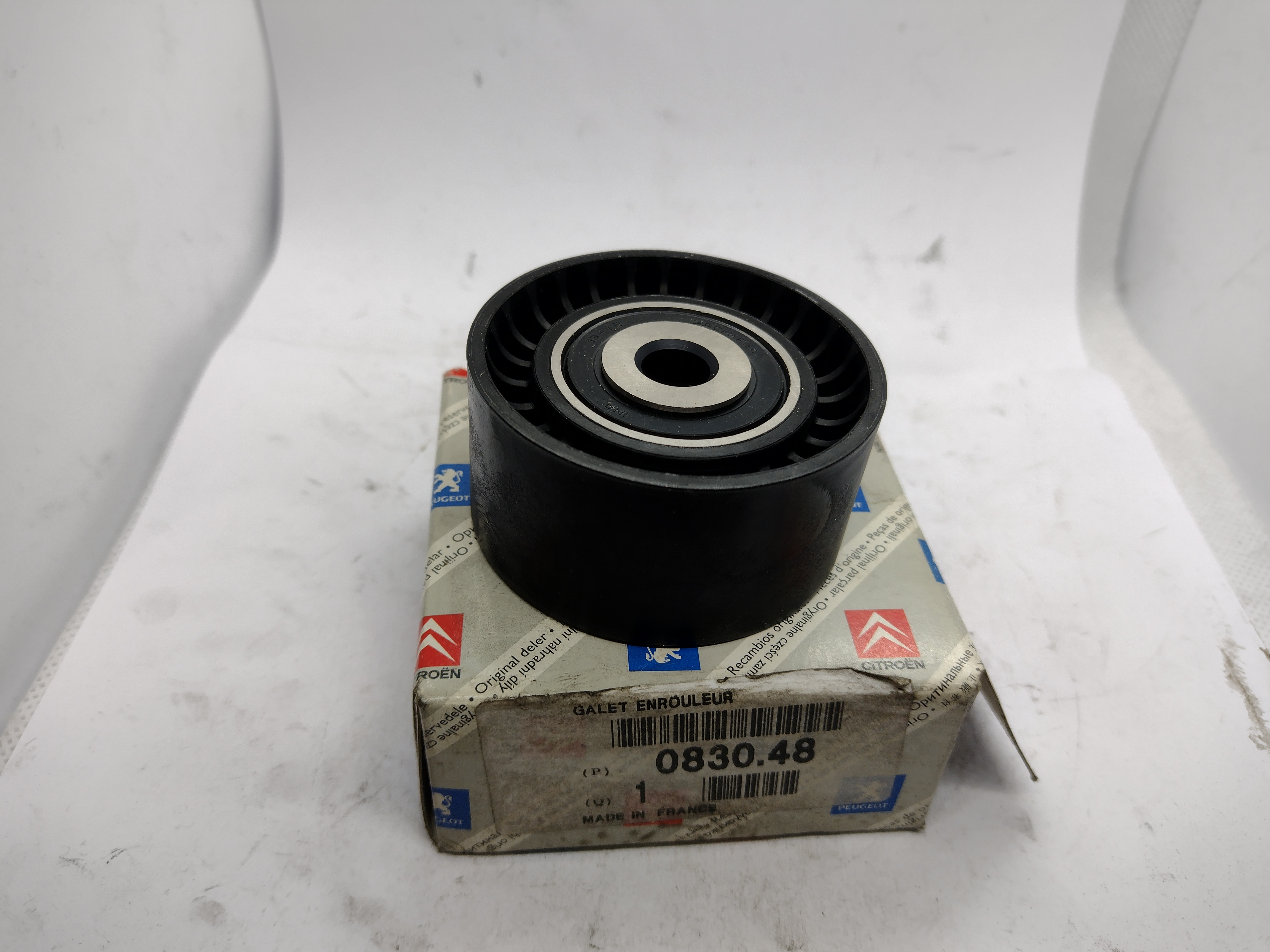 Peugeot  / Citroen Umlenk-/Führungsrolle, Zahnriemen 083048 NEU NOS NEW