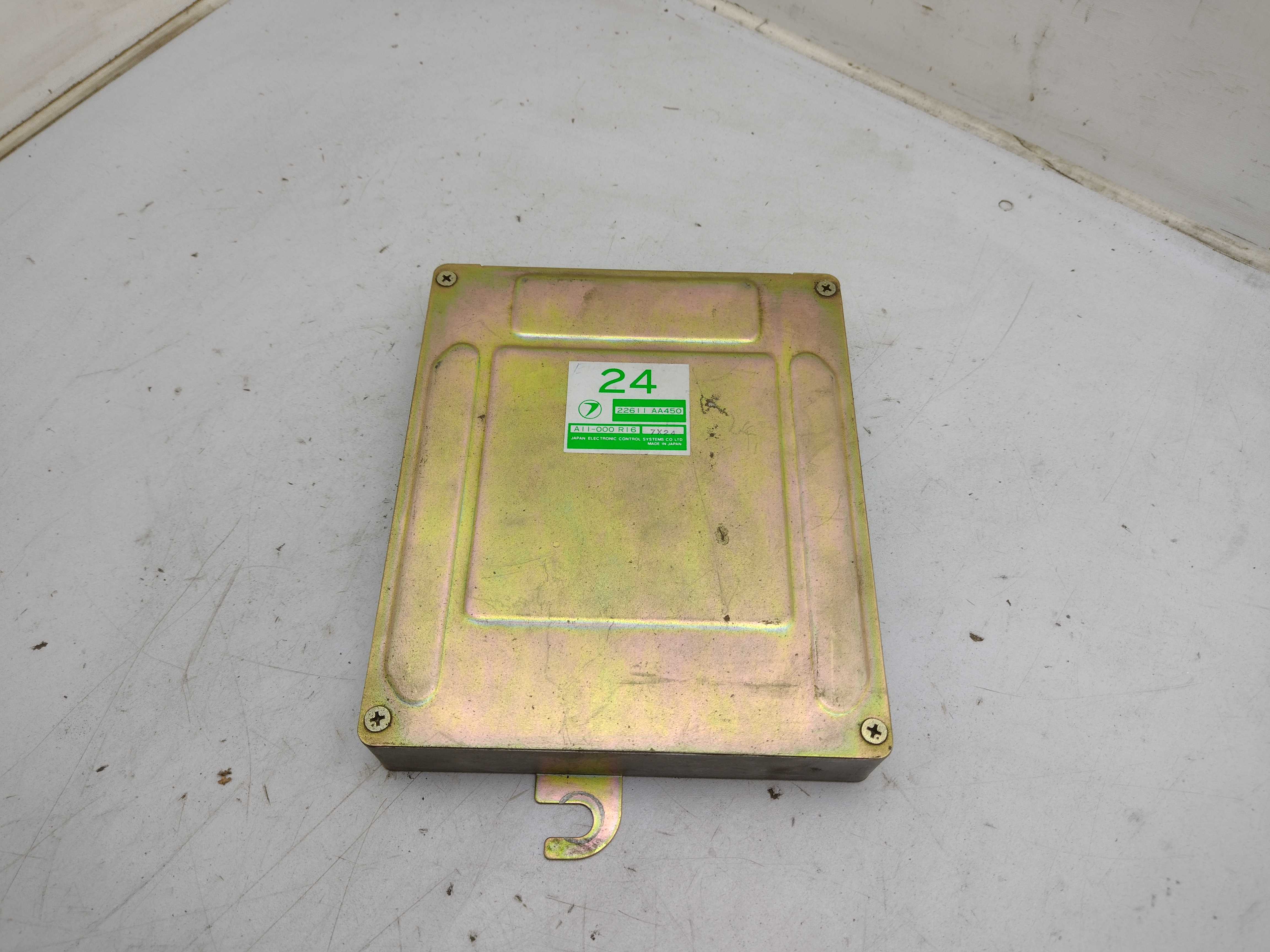 Motorsteuergerät 22611-AA450  von Subaru Leone II 1800