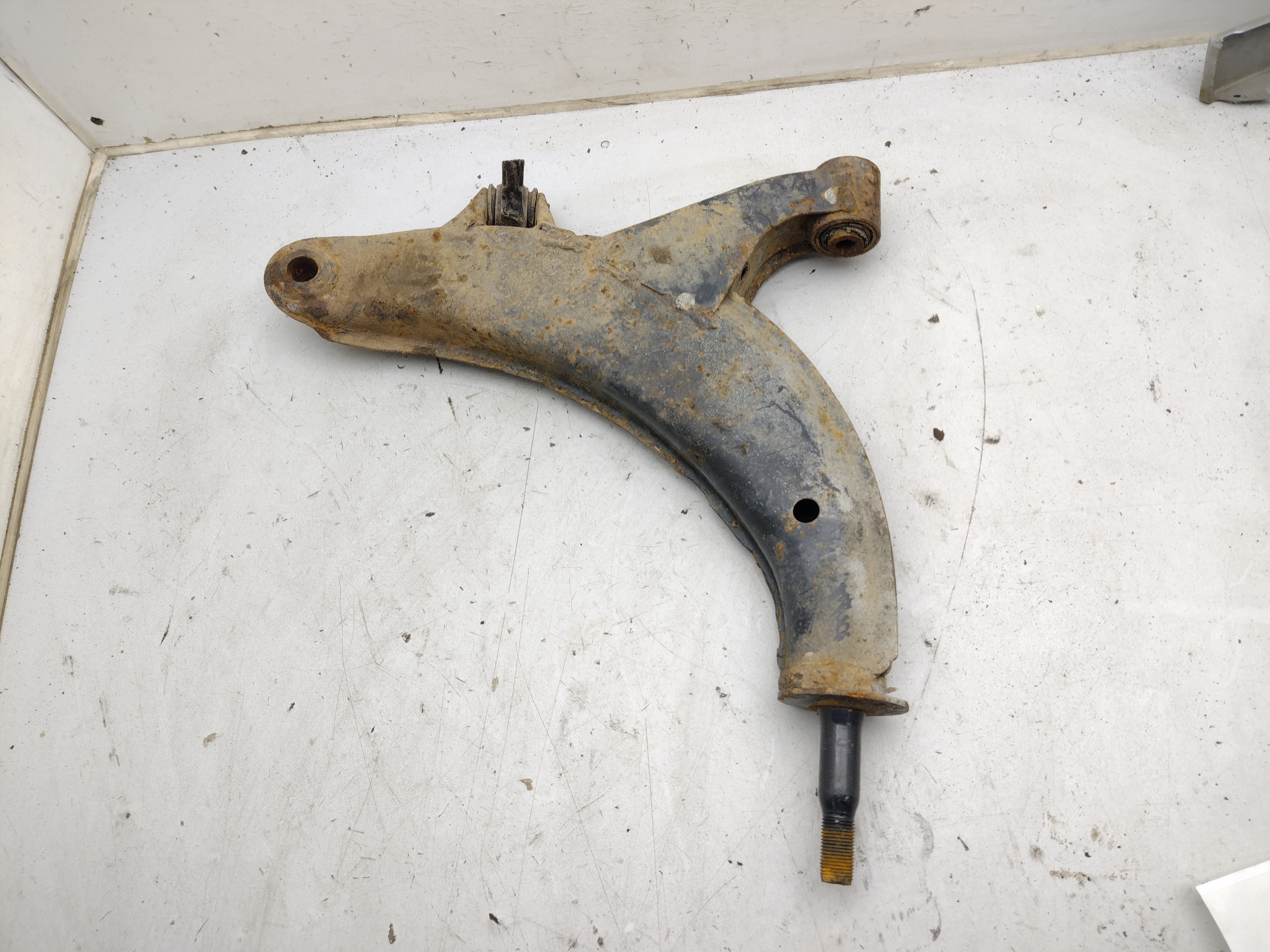 Querlenker vorne links für Subaru Legacy 1 BC BJF 89-94