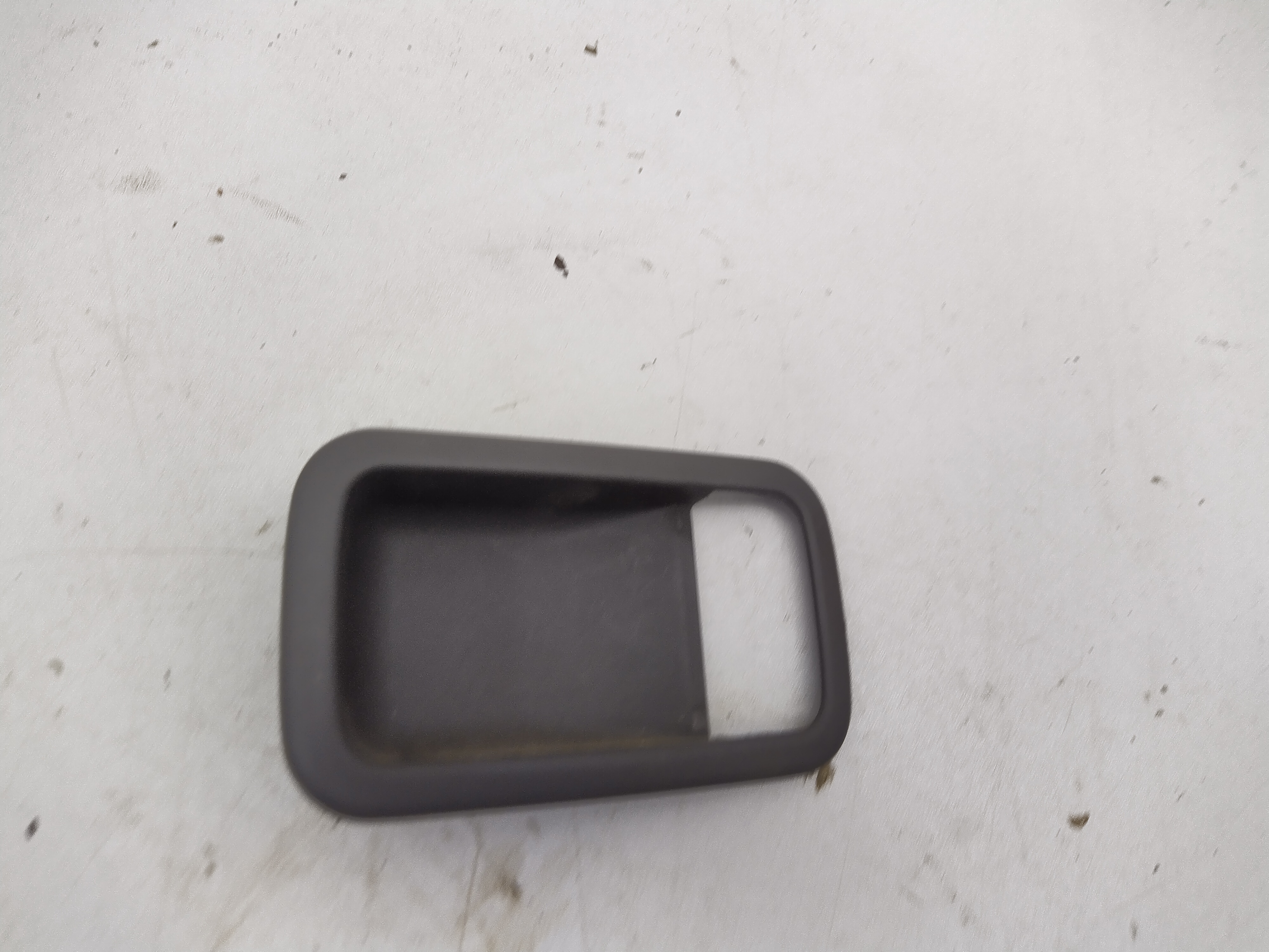 Schale hinter Innenraum Türgriff vorne Rechts für Subaru Impreza GC GF