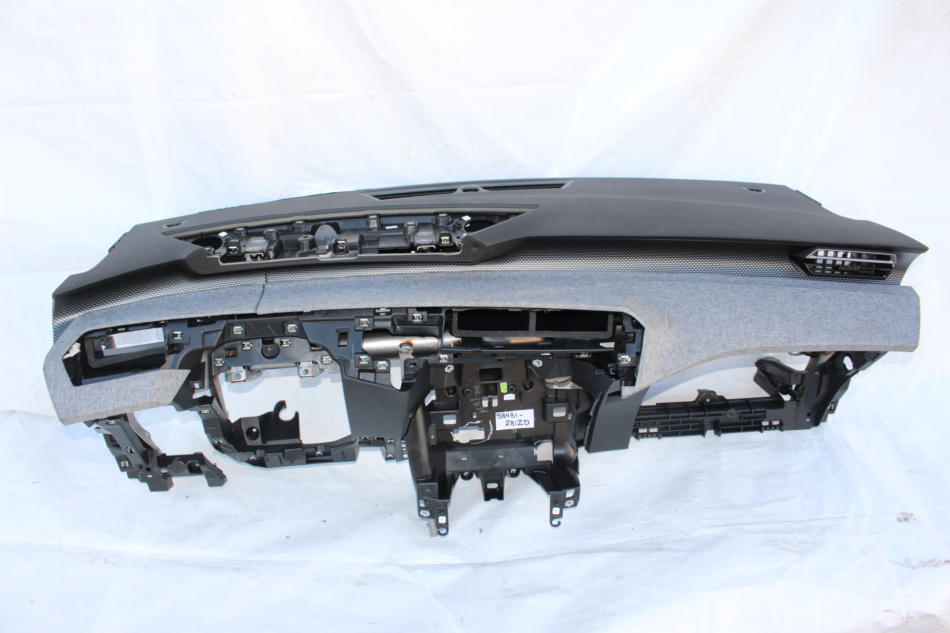 Original Peugeot 5008 Armaturenbrett Cockpit NEU
