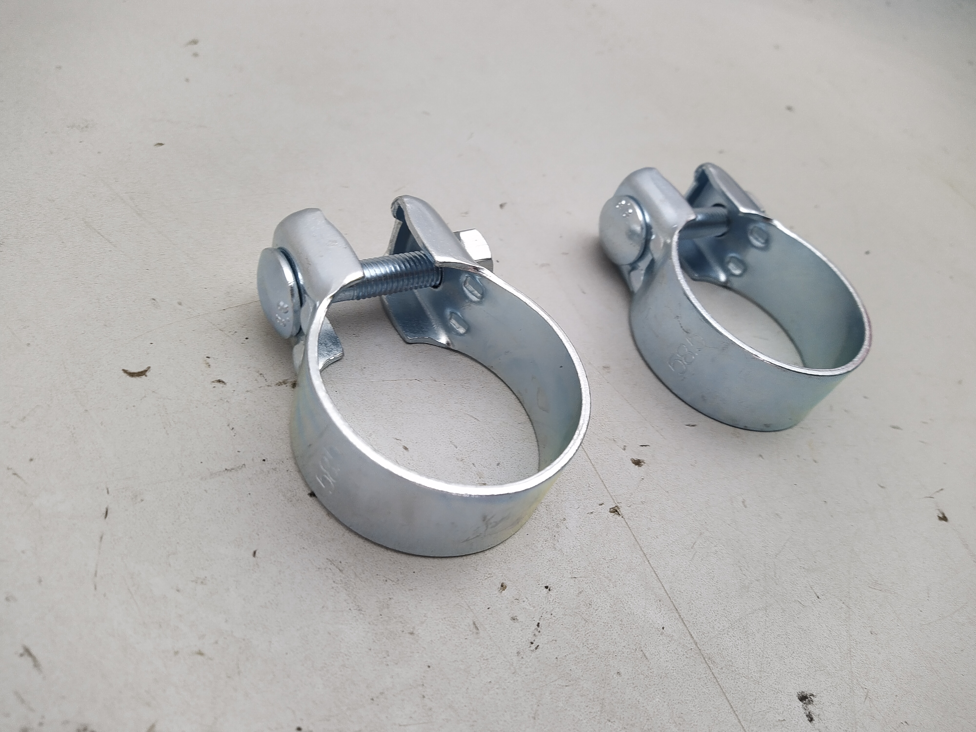 Paar Rohrverbinder Schellen 58.5mm Paar Rohrverbinder Schellen 58.5mm