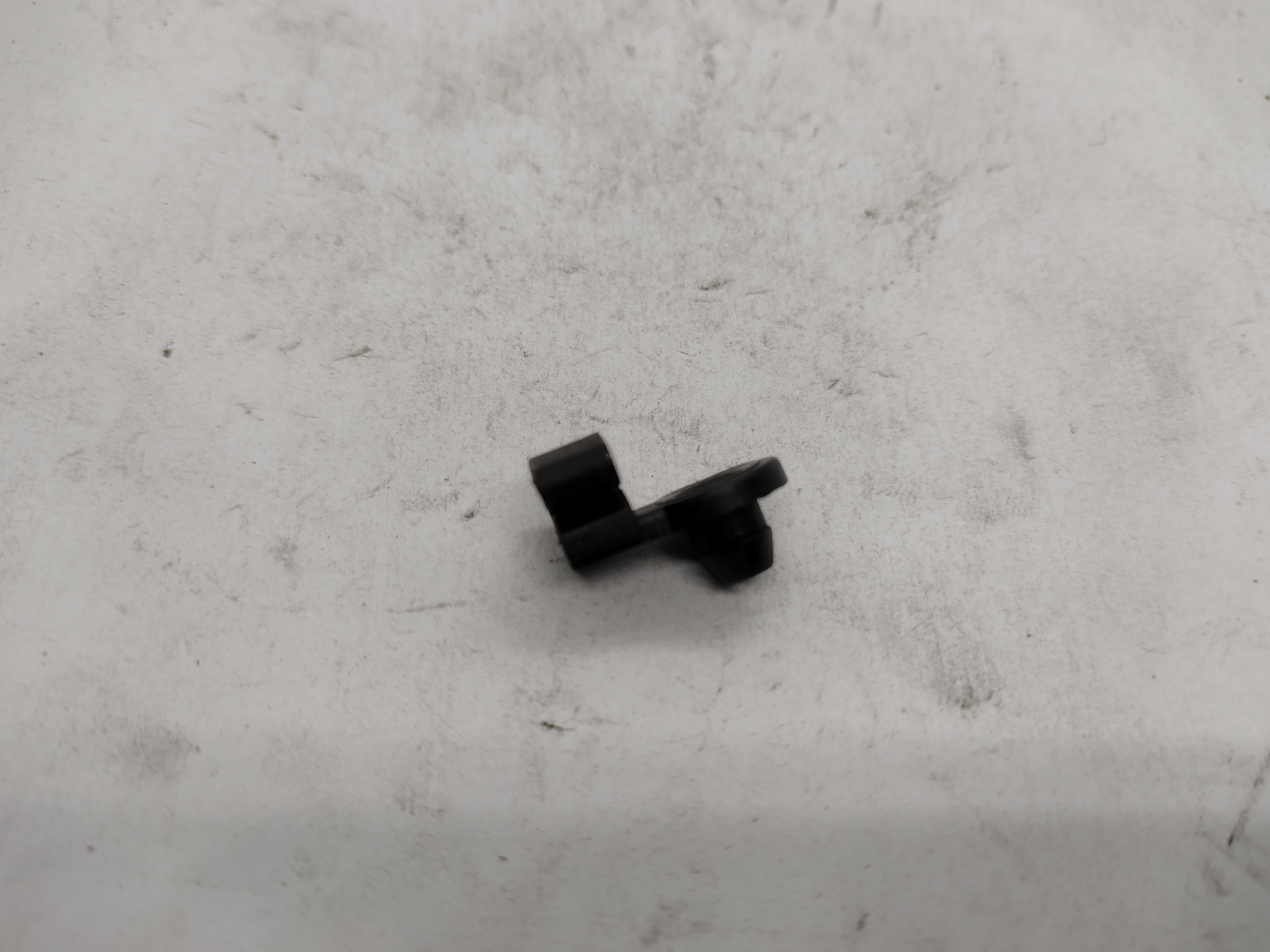 Citroen / Peugeot TÜRBETÄTIGUNGSSTREBENKLAMMER 914714 NEU NOS NEW