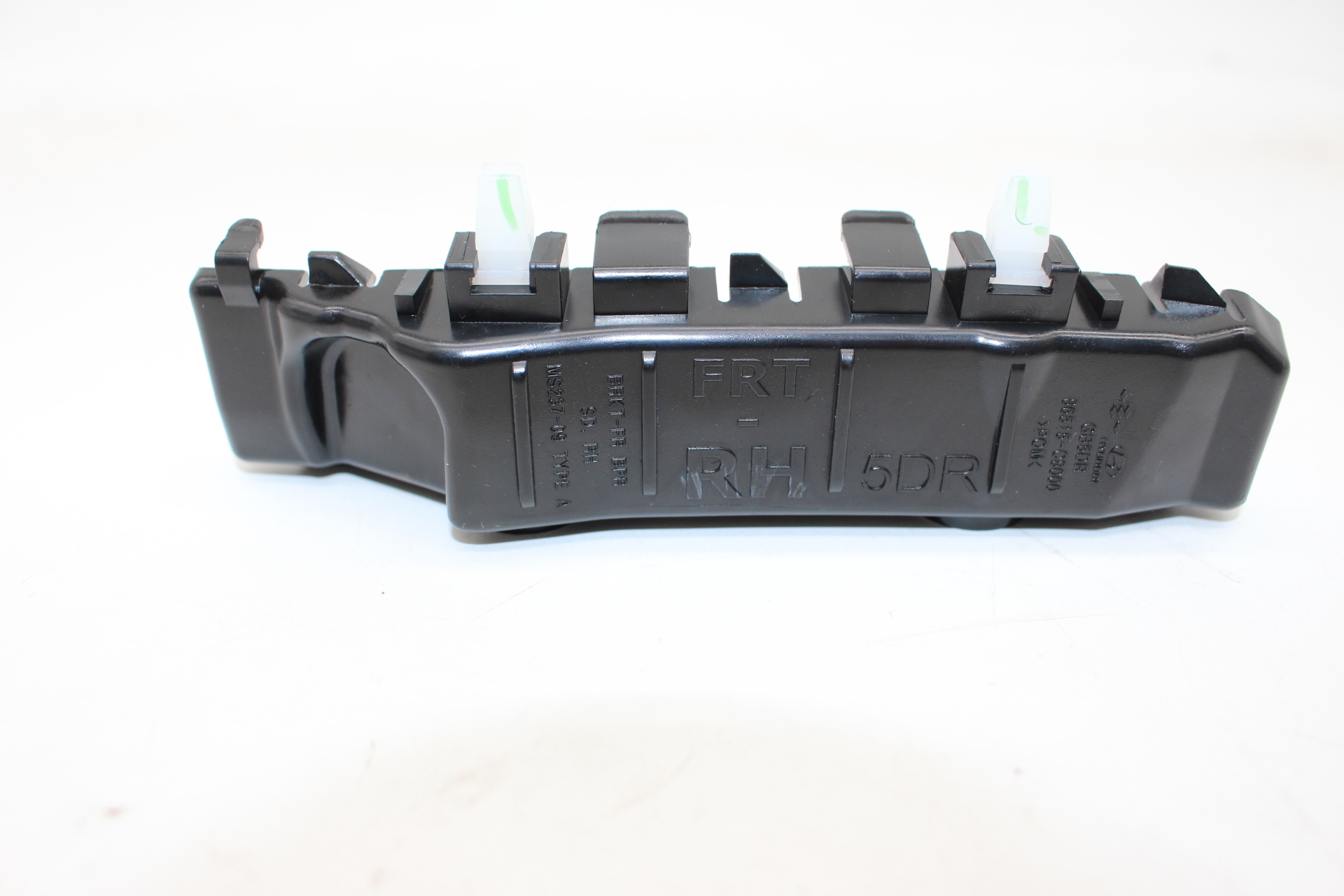 Stoßstangenhalter vorne rechts Hyundai i20 GB 86514-C8000 Halter Stoßfänger neu