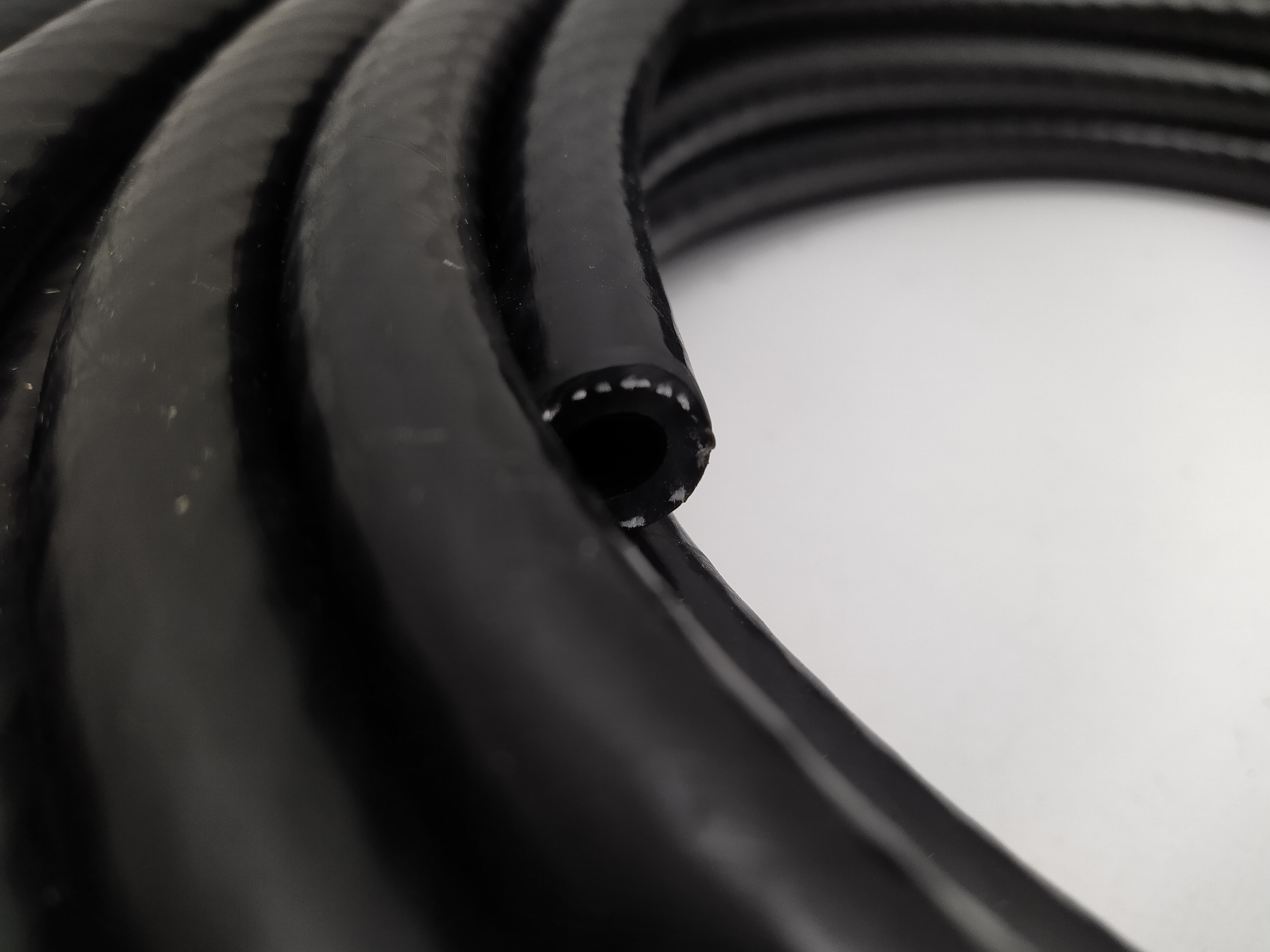 8mm Silikon Unterdruckschlauch verstärkt schwarz 8mm Silikon Unterdruckschlauch verstärkt schwarz