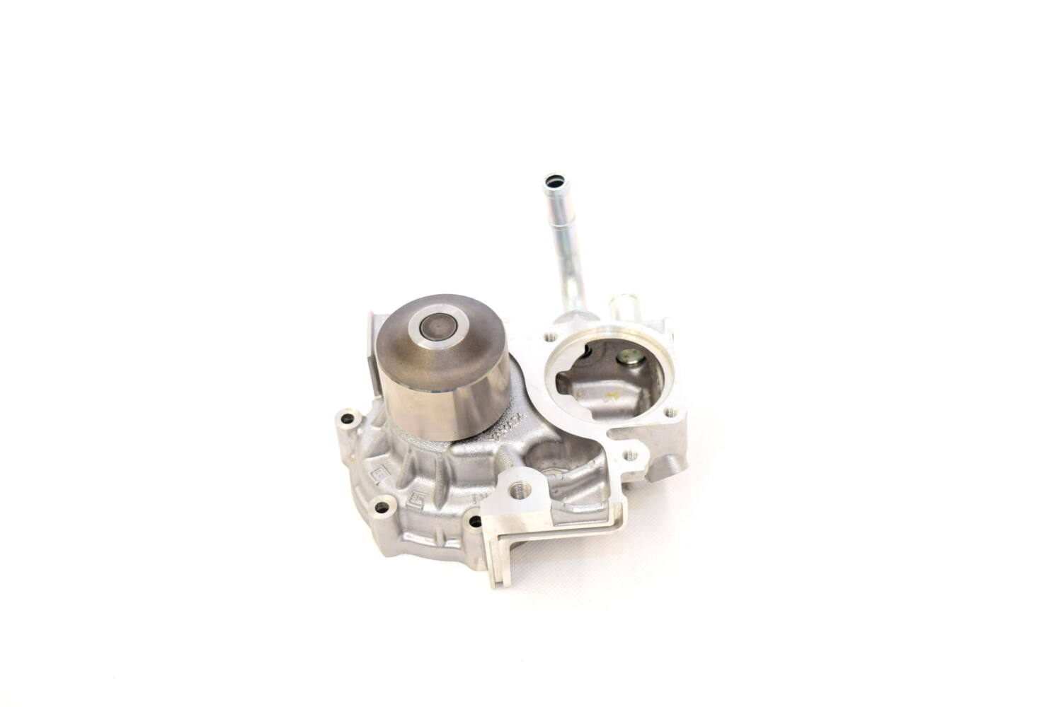 Wasserpumpe für Subaru. Winkel Wasseranschluss 21111AA370