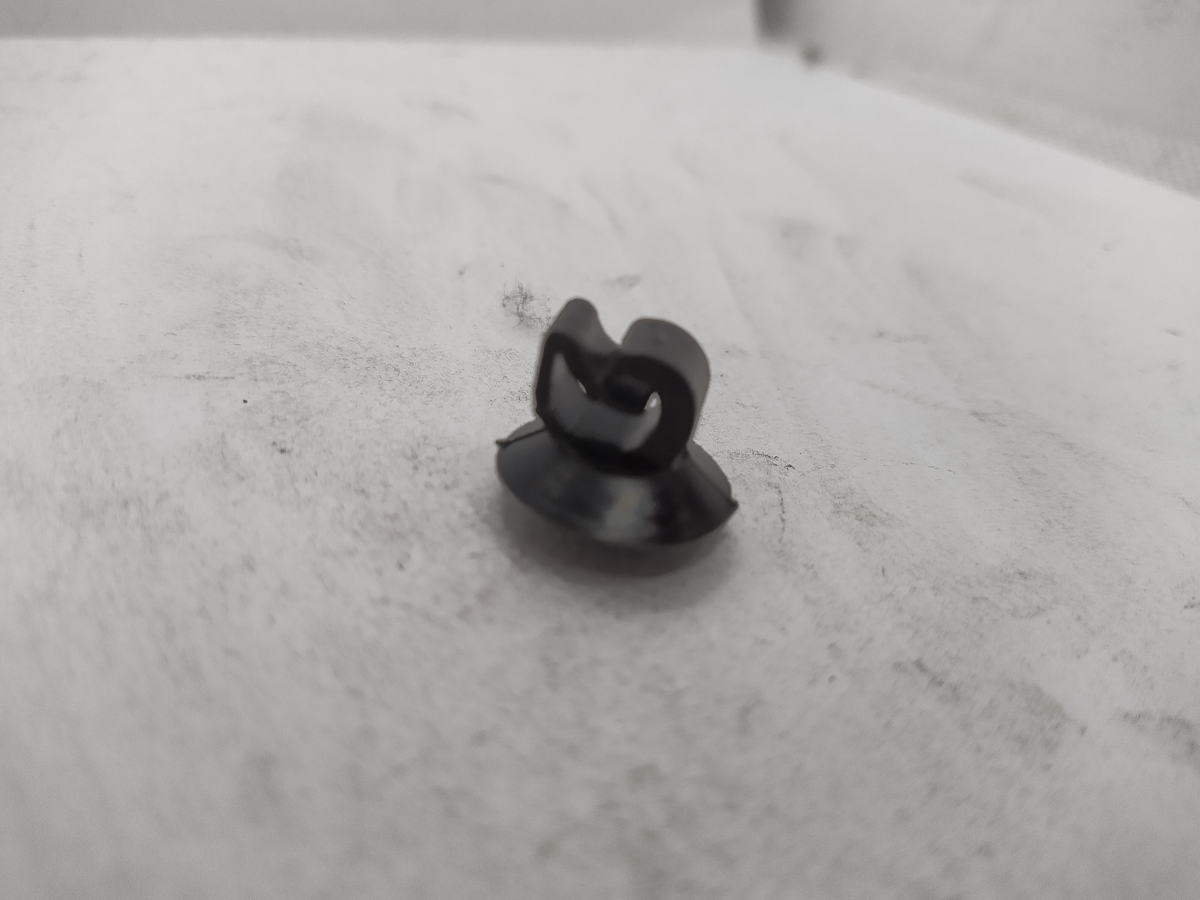 Citroen / Peugeot KLAMMER 6995H7 NEU NOS