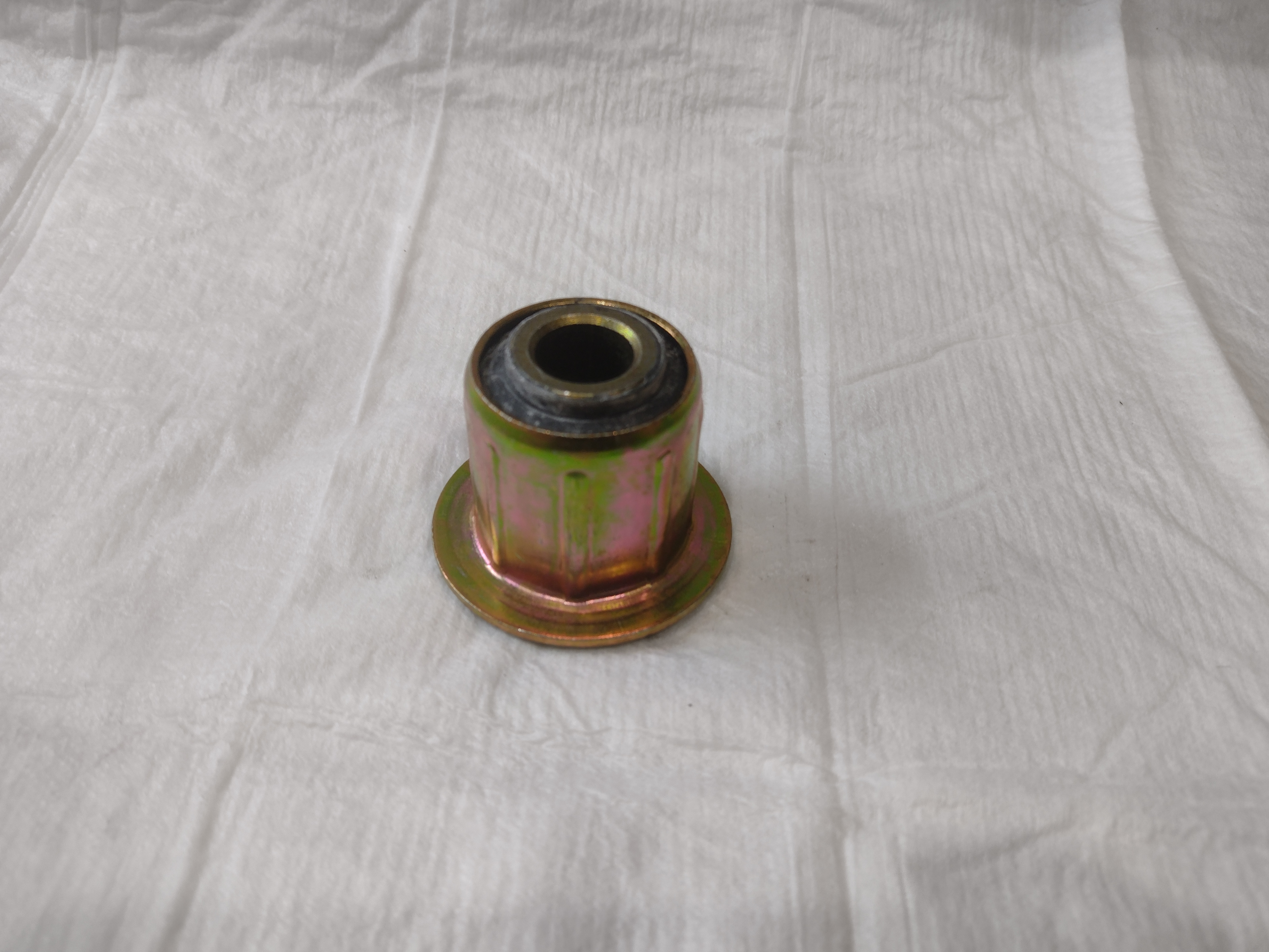 Peugeot / Citroen Lagerbuchse, Blattfeder 513172 NEU NOS NEW