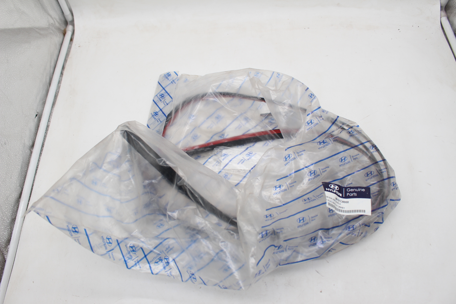 Hyundai i20 Windschutzscheiben Zierleiste 86131-C8000 Frontscheibe Moulding