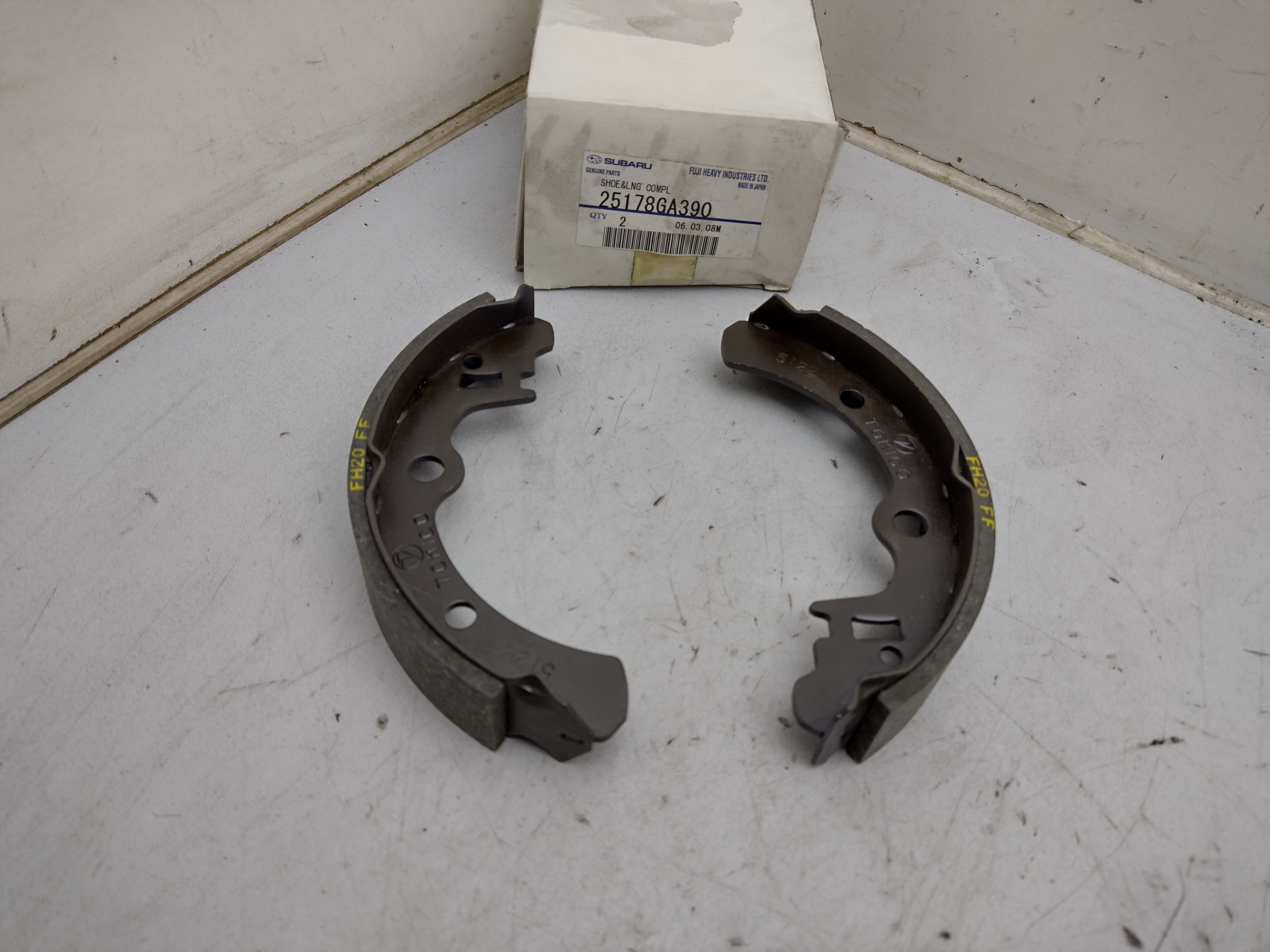 Bremsbacken hinten 25178GA390 für Subaru Leone 1800 und Legacy 1 BC BJF