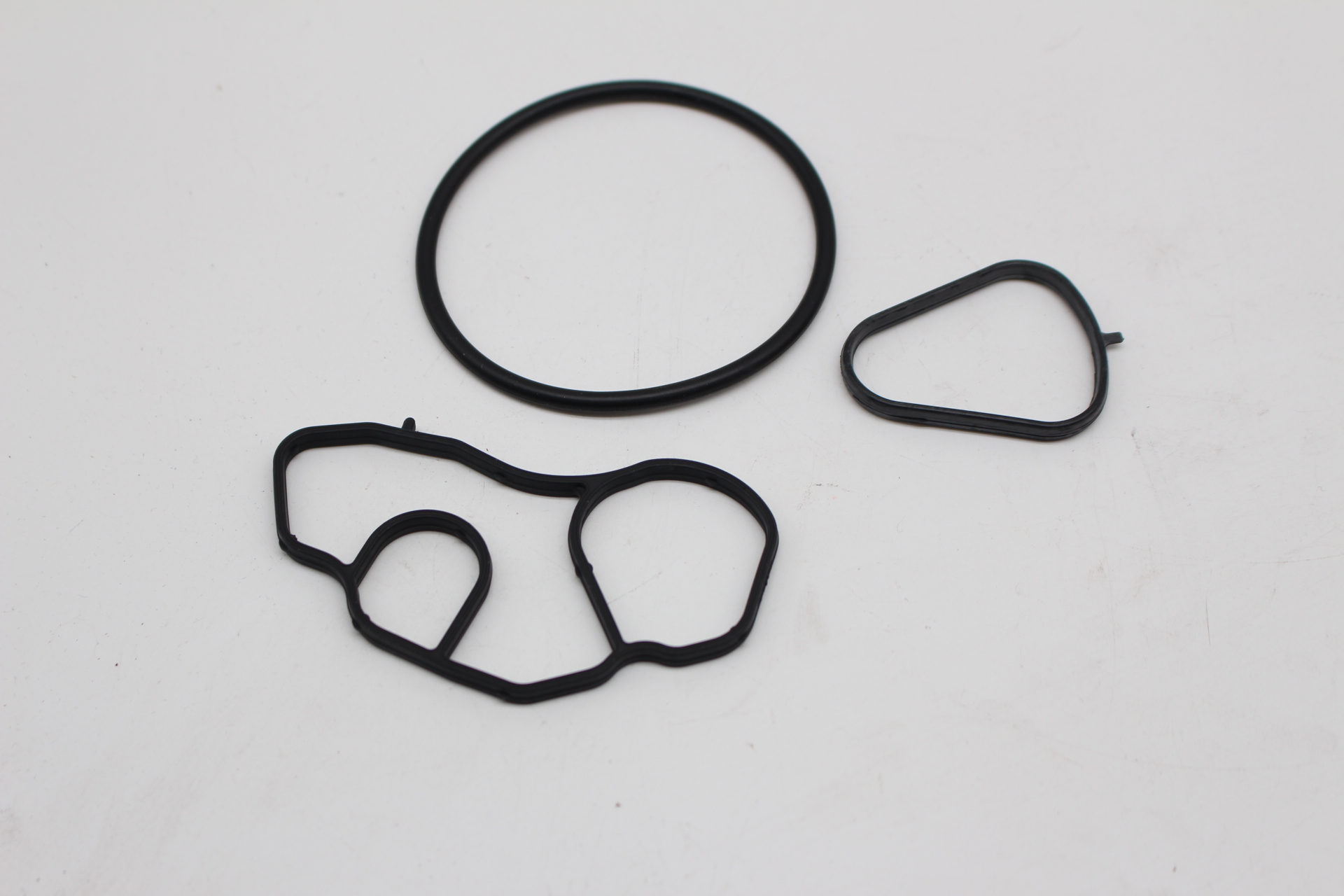 Peugeot / Citroen Dichtungssatz, Ölfiltergehäuse 1613571980 NEU NOS NEW OEM