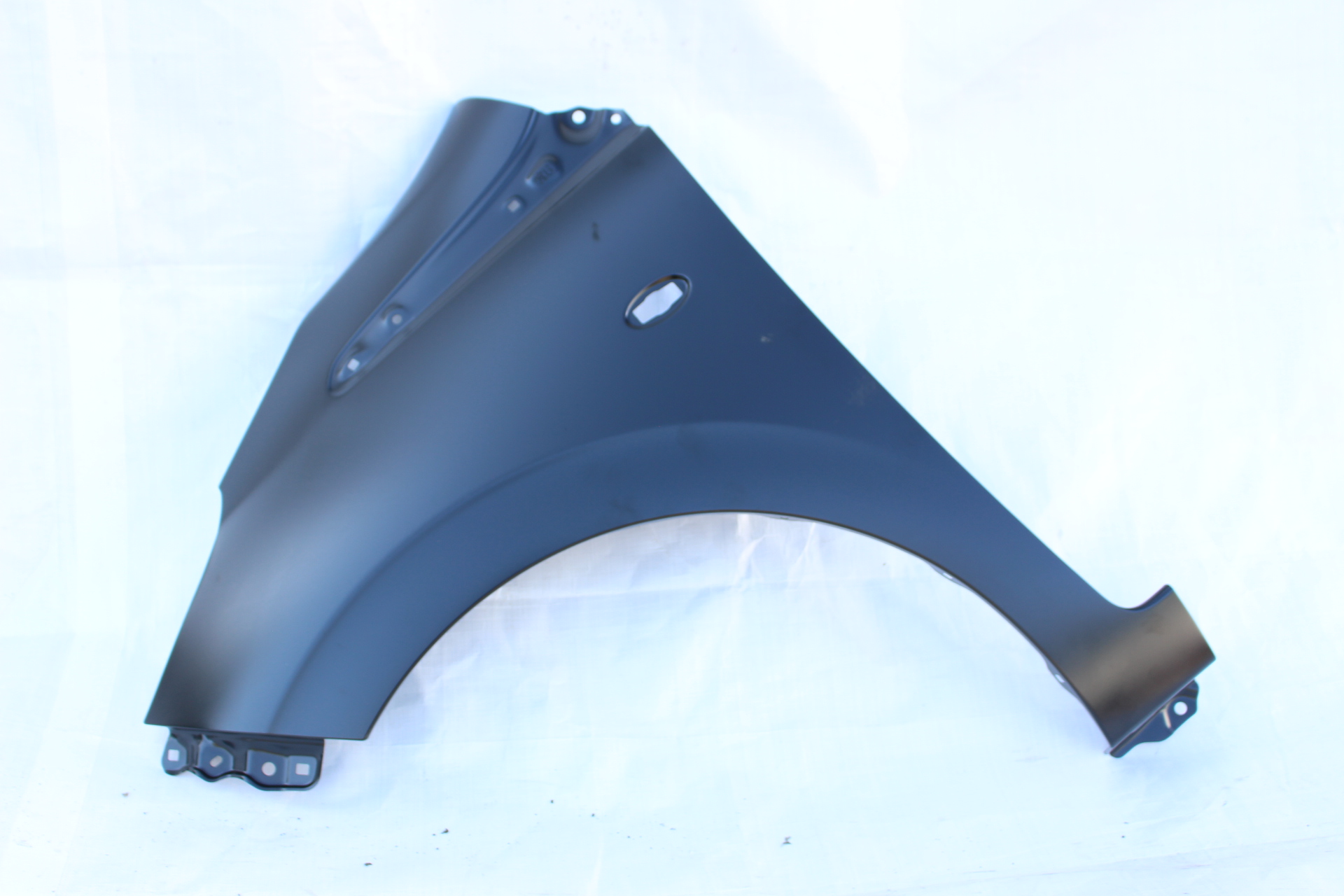 Original Peugeot 108 Kotflügel vorne links 1687141380 NEU