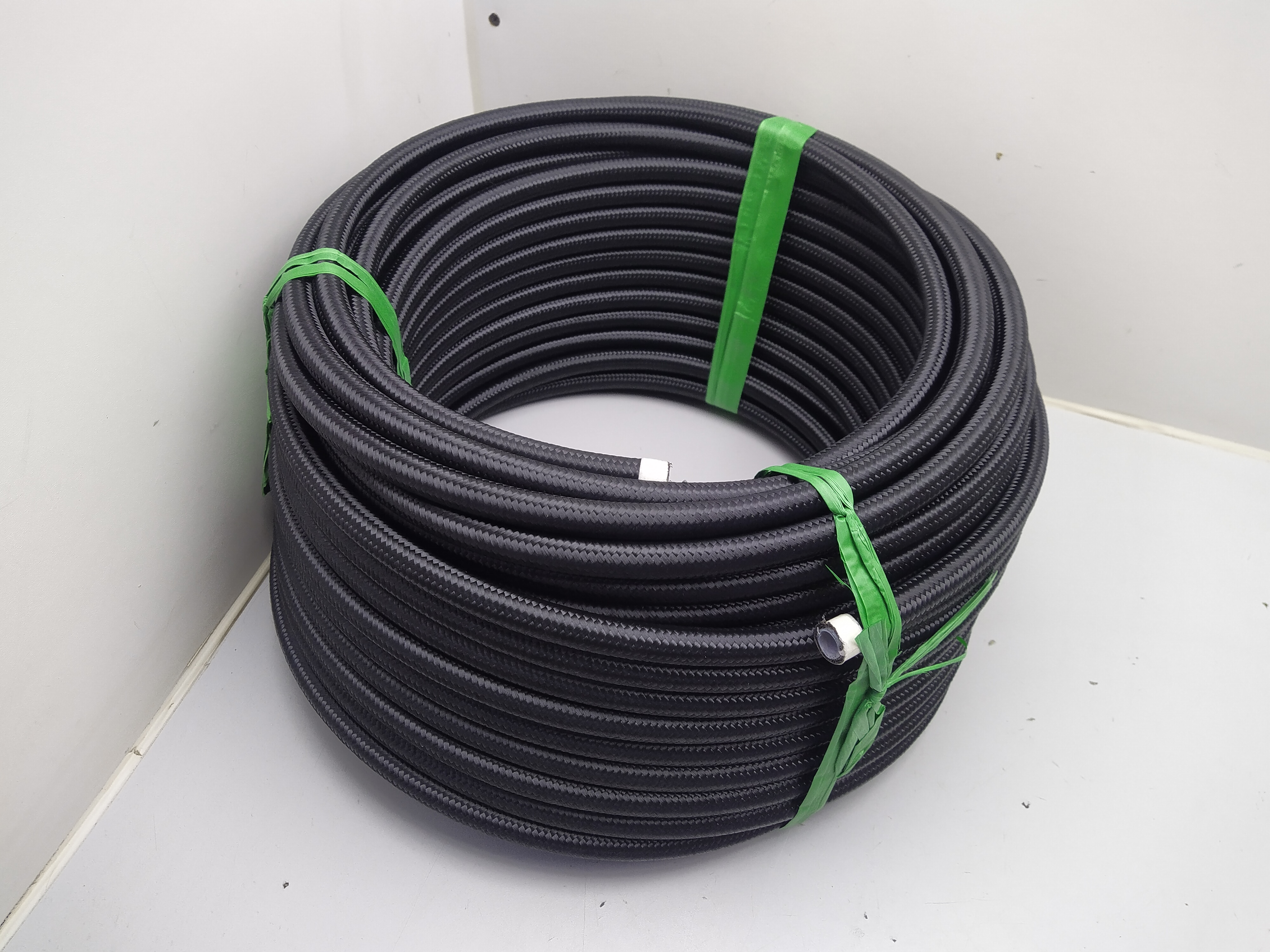 Dash 8 AN8 08 AN PTFE Hydraulikschlauch Stahlflexleitung nylonummantelt SCHWARZ